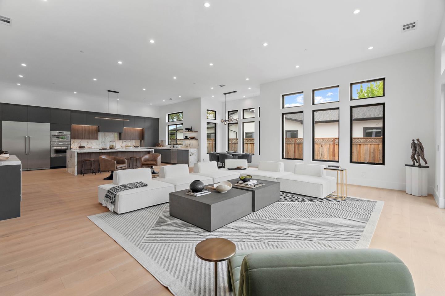 12668 Sun Valley CT