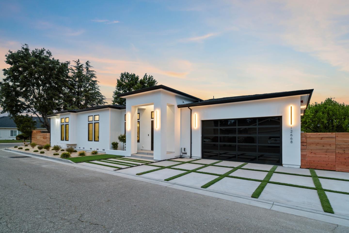 12668 Sun Valley CT