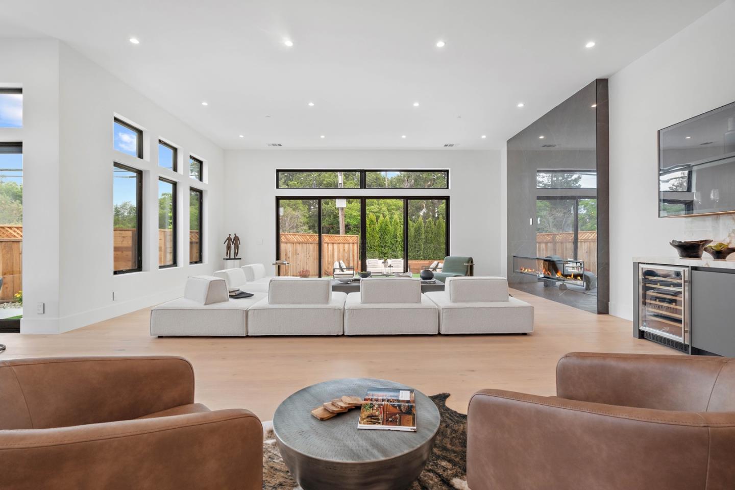 12668 Sun Valley CT