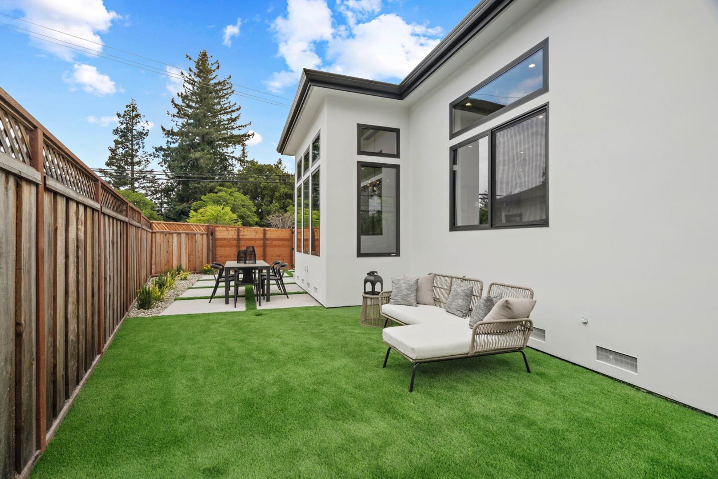 12668 Sun Valley CT