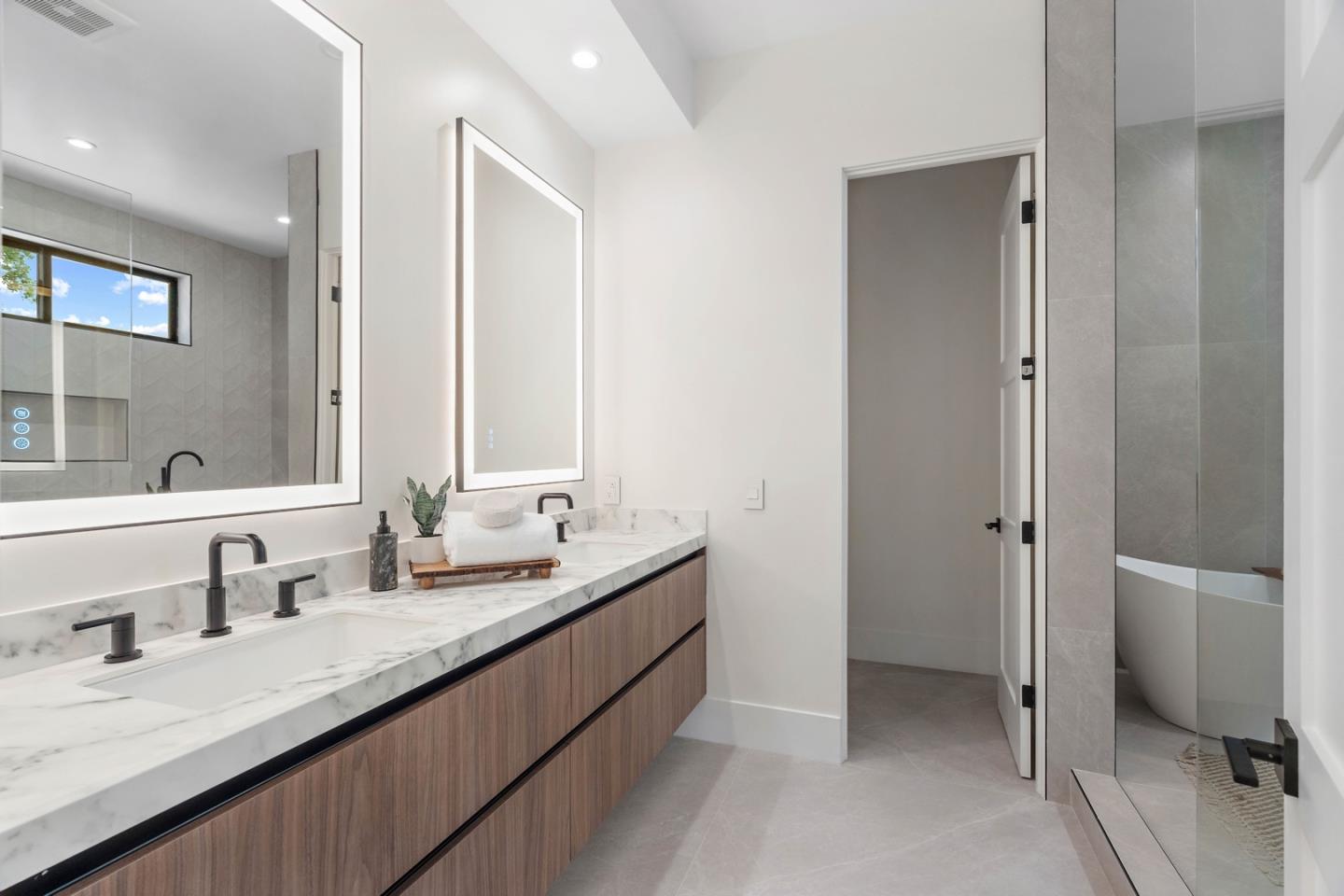 12668 Sun Valley CT
