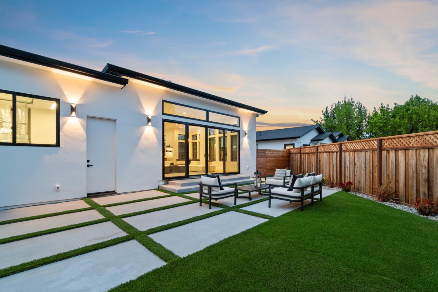 12668 Sun Valley CT
