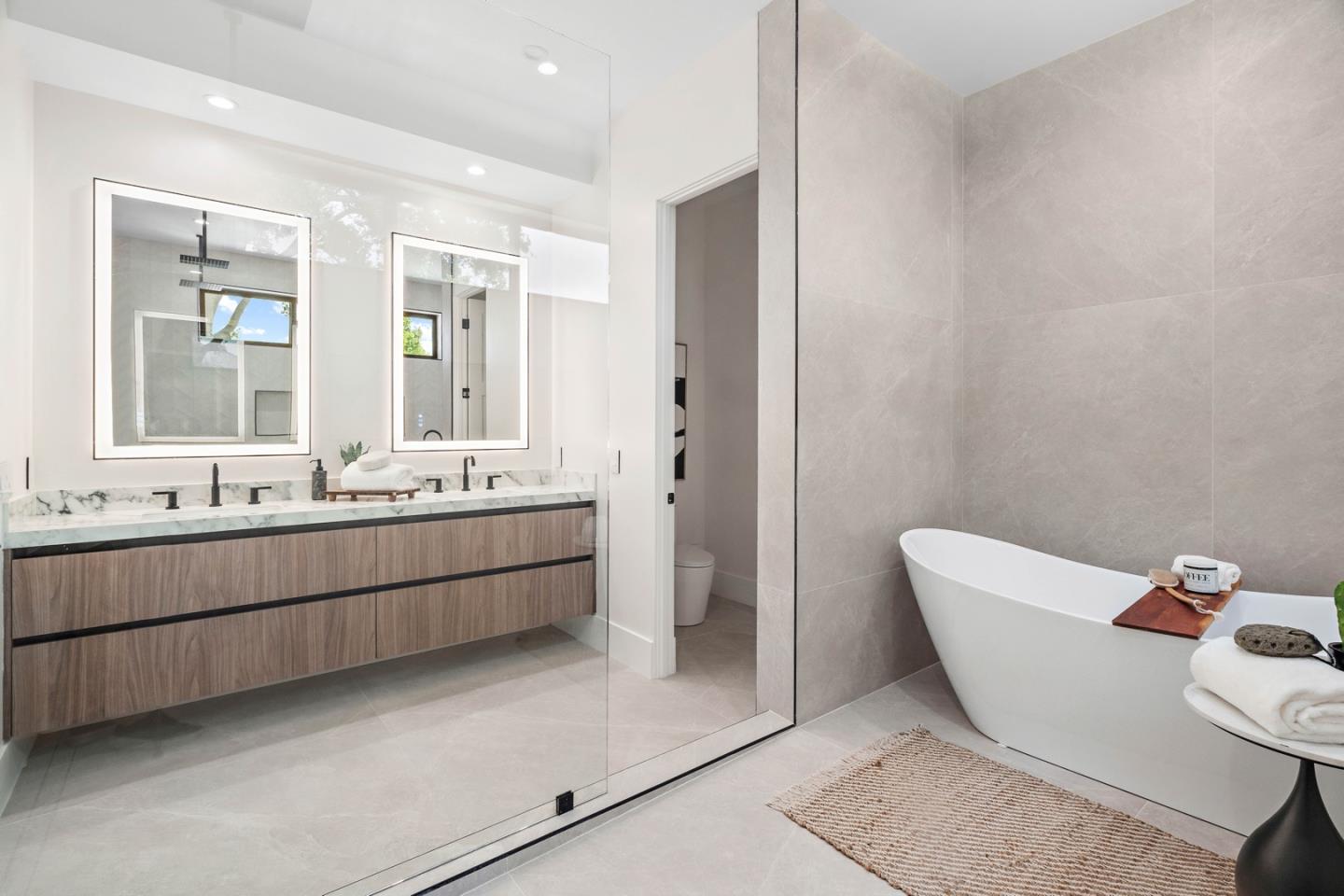 12668 Sun Valley CT