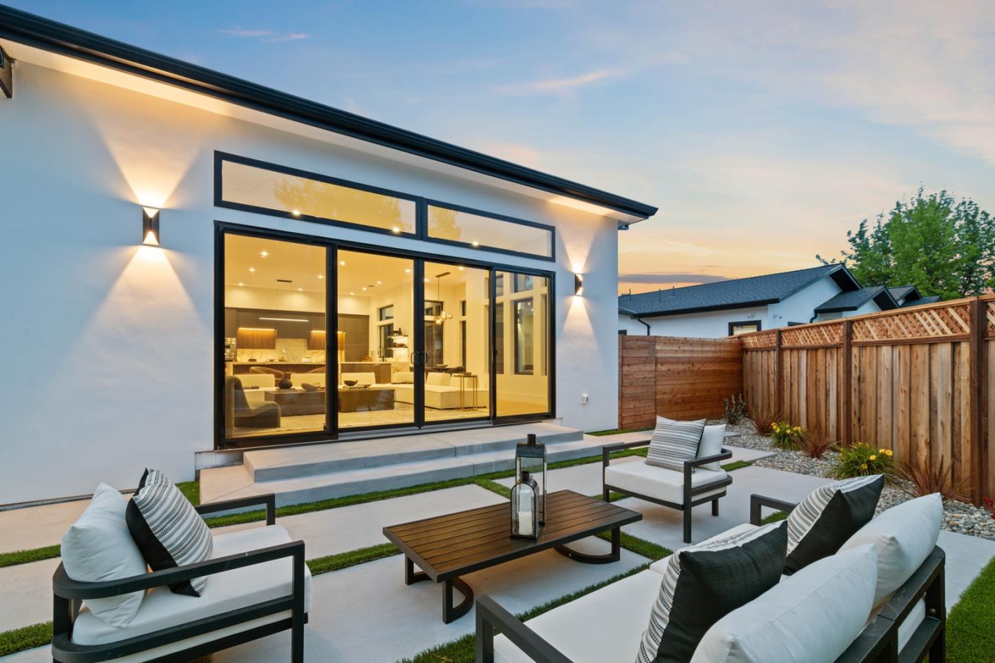 12668 Sun Valley CT
