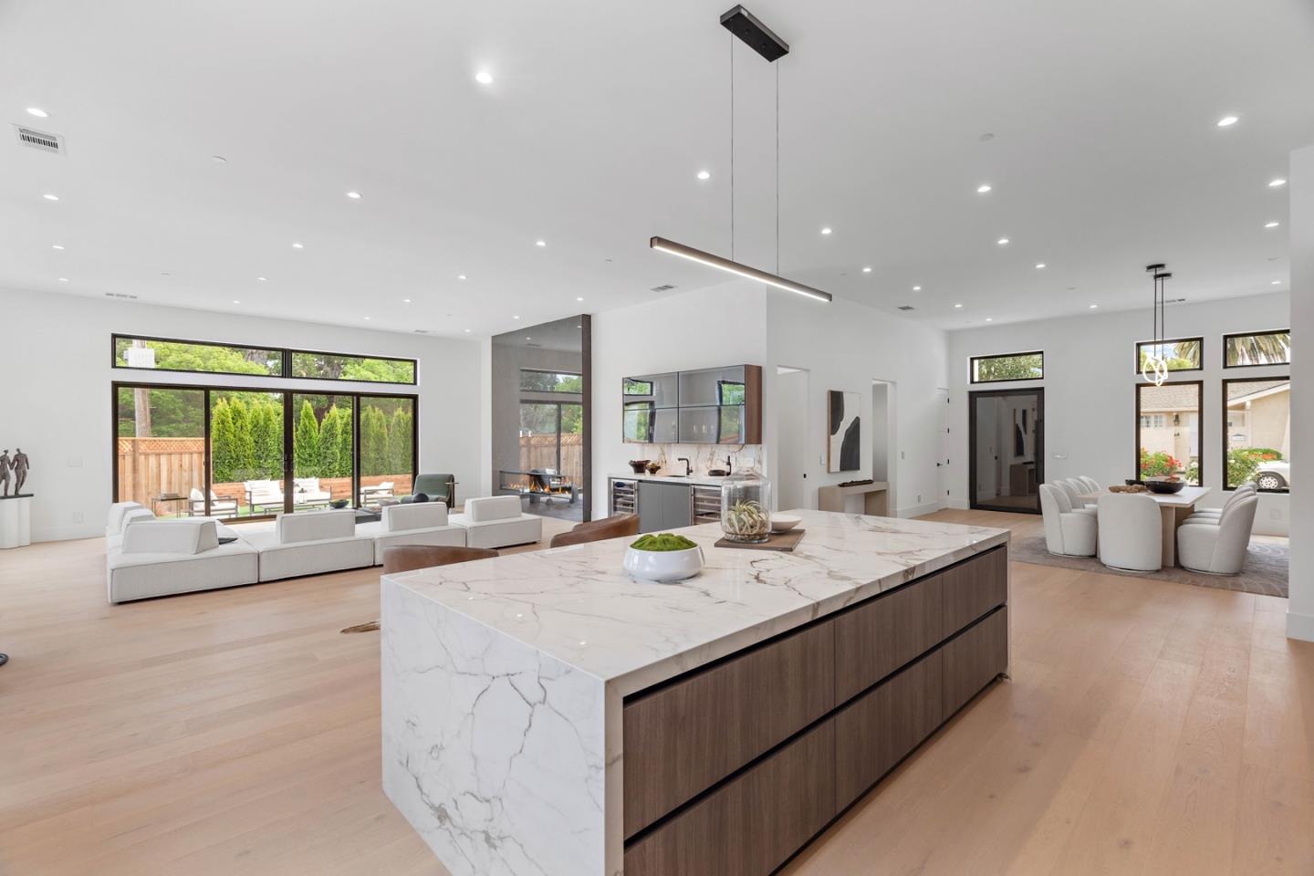 12668 Sun Valley CT