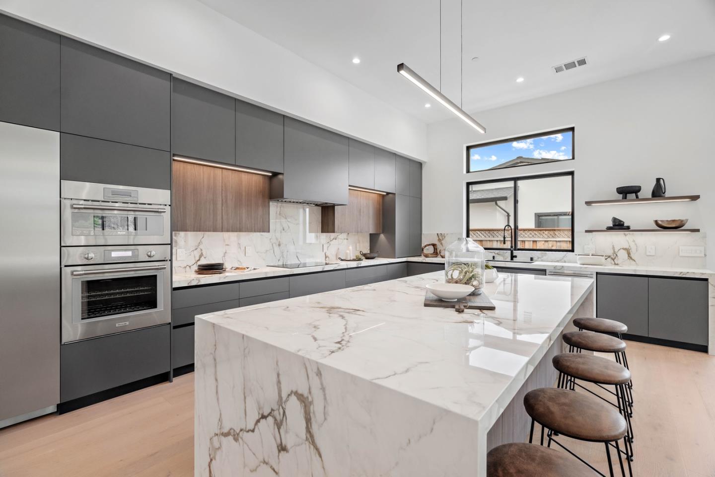 12668 Sun Valley CT