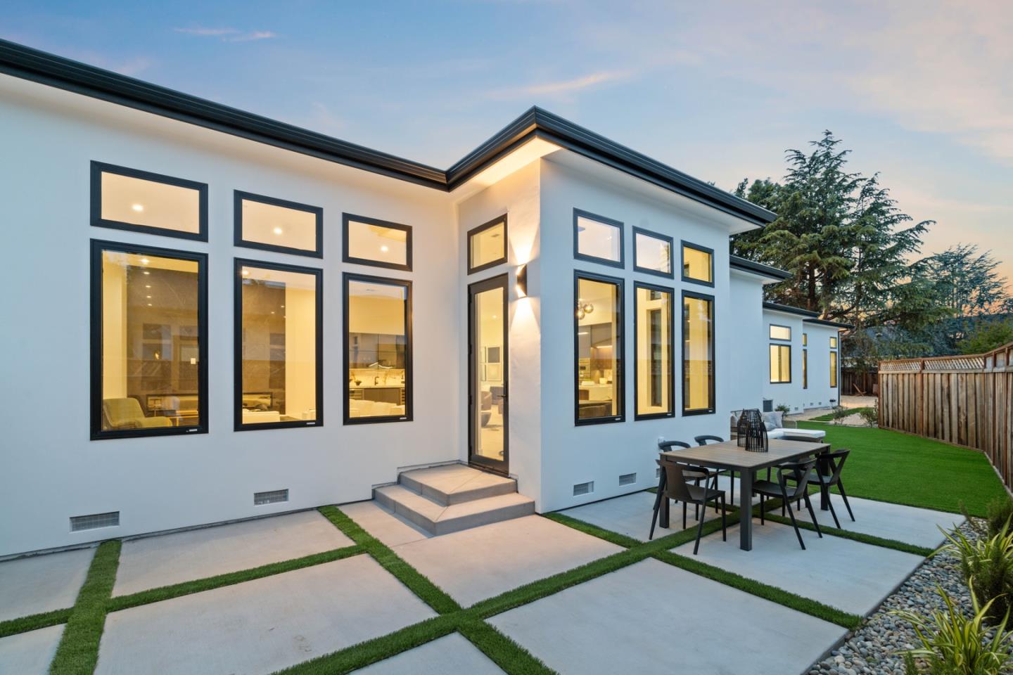 12668 Sun Valley CT