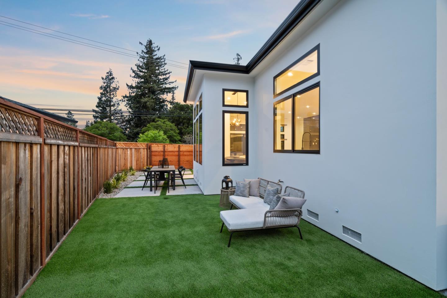 12668 Sun Valley CT