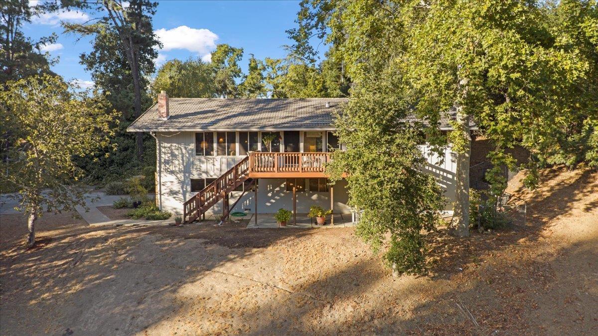 15292 Stratford Court