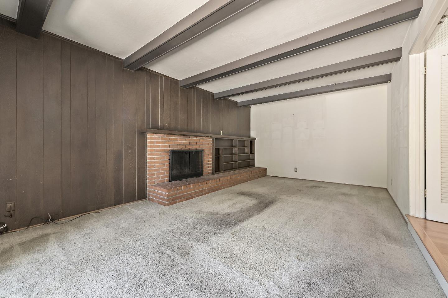 108 Vallecitos Way