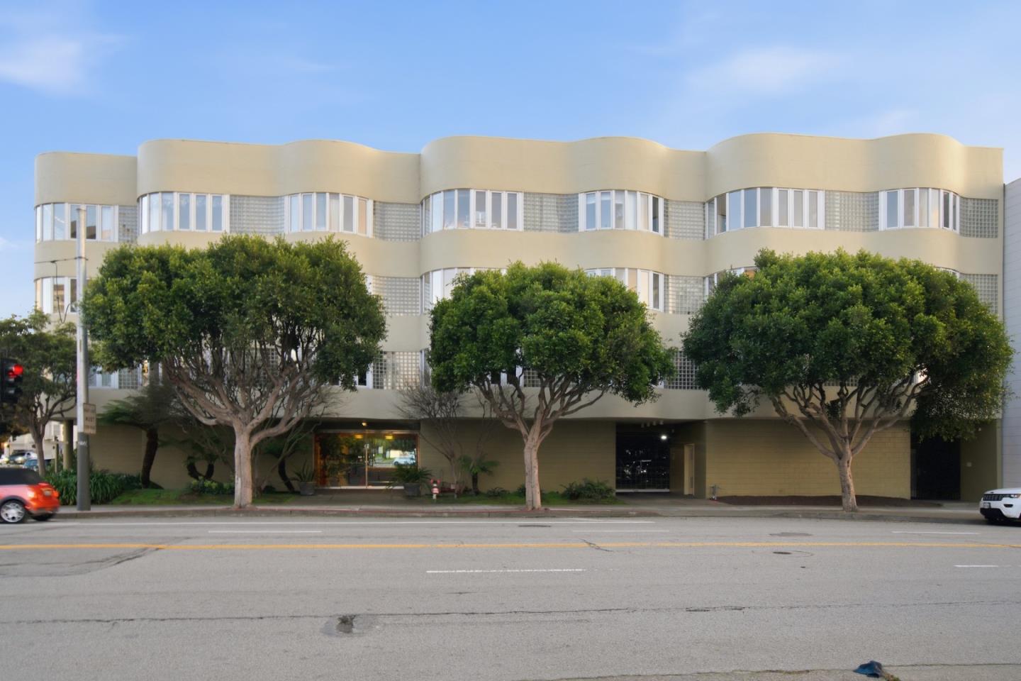 1111 Bay Street 307
