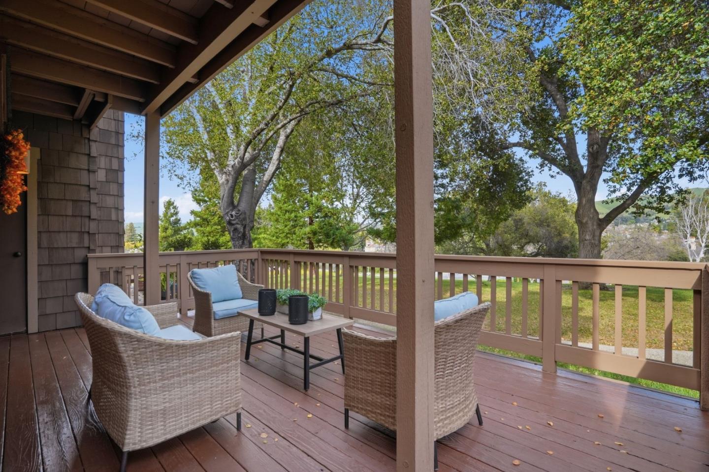 43524 Ocaso Corte Street