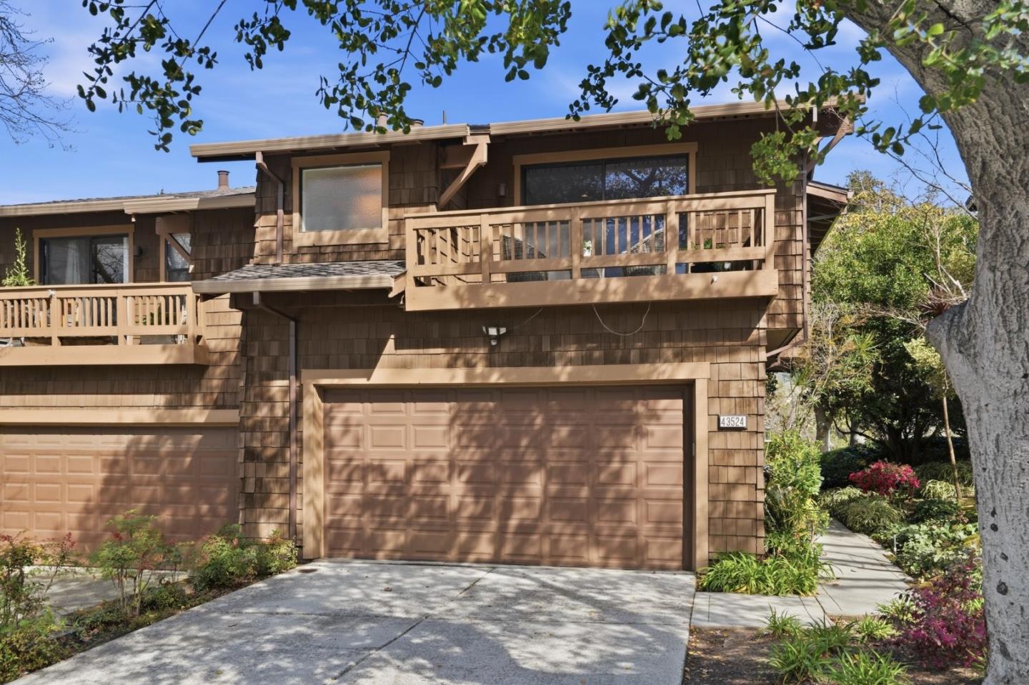 43524 Ocaso Corte Street