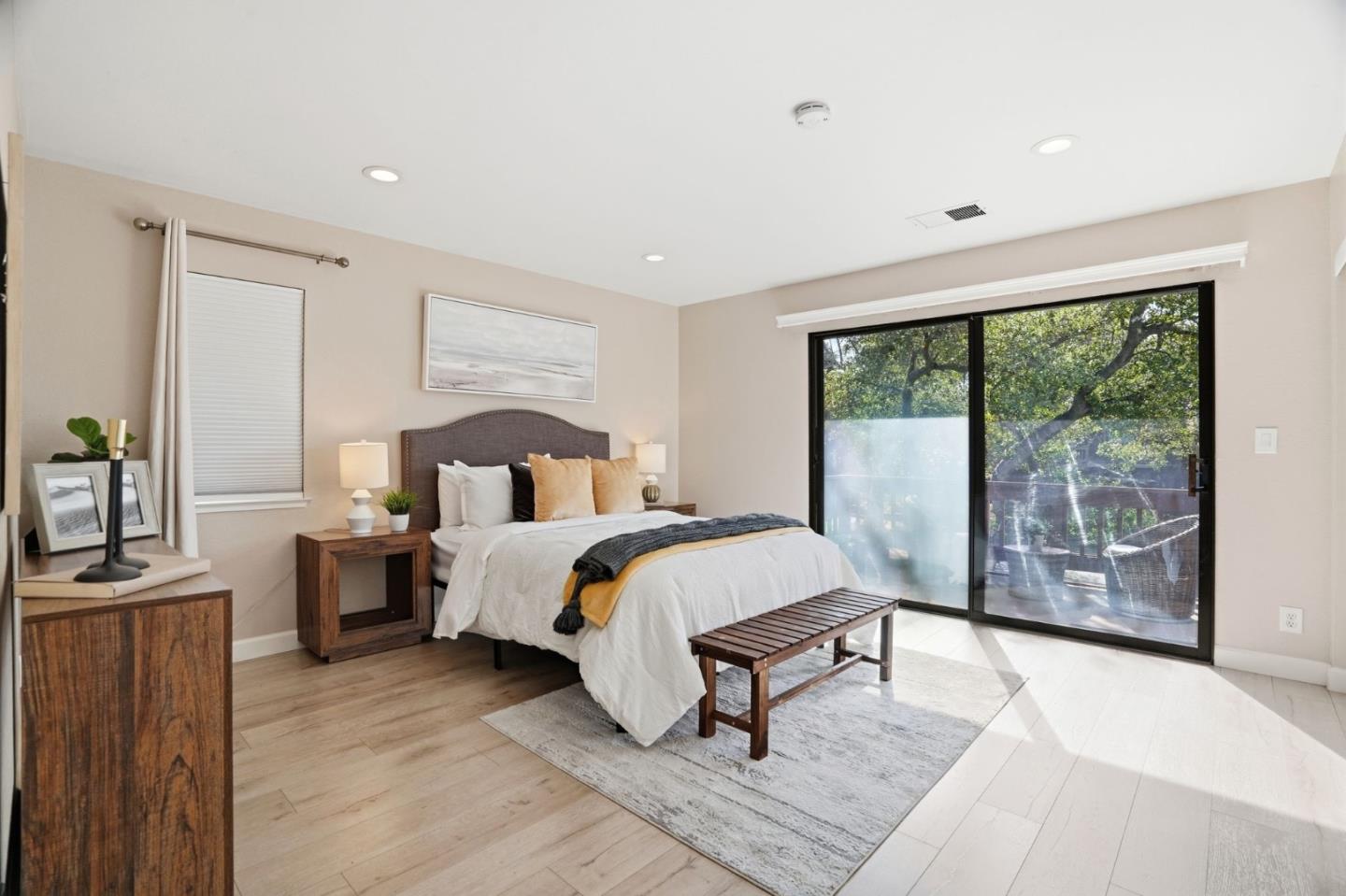 43524 Ocaso Corte Street