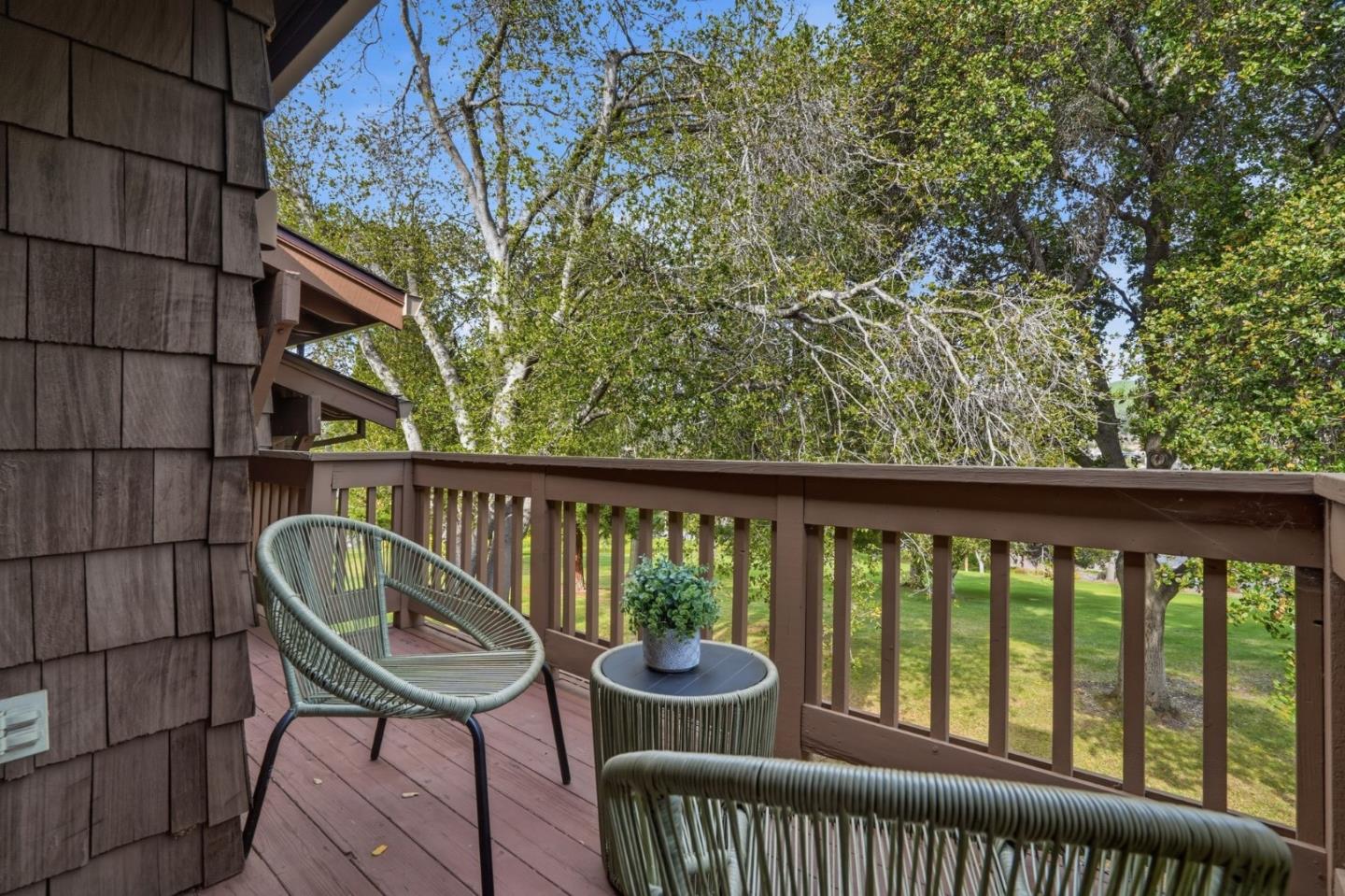 43524 Ocaso Corte Street