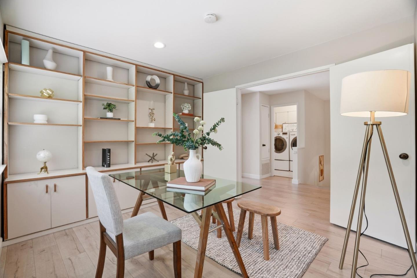 43524 Ocaso Corte Street