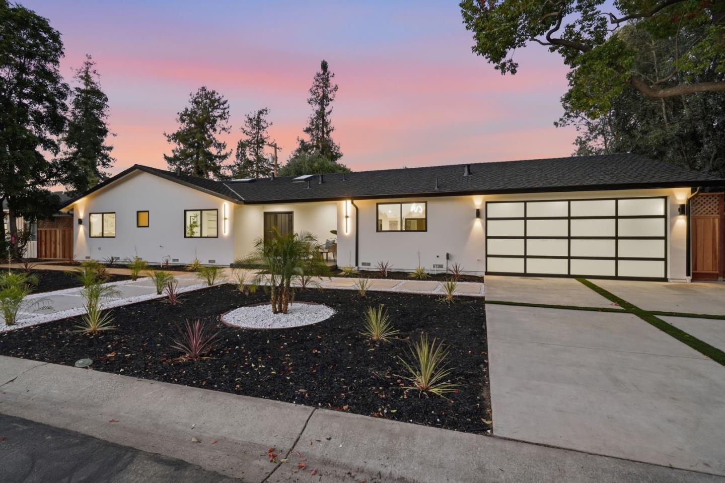 1389 Chelsea DR