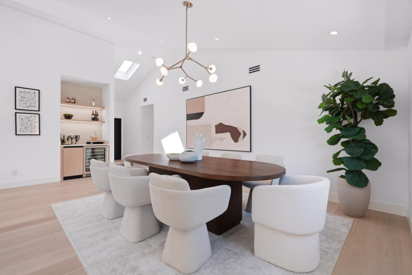 1389 Chelsea DR