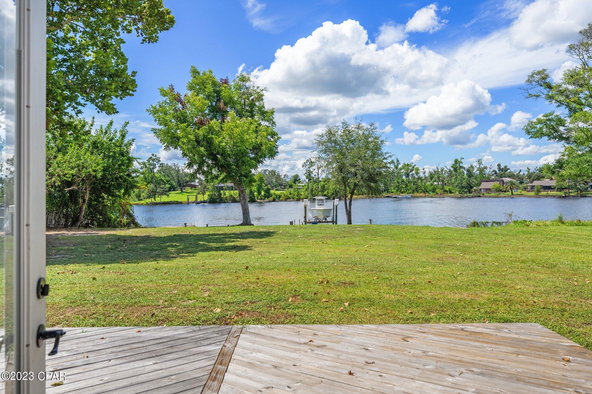 7103 Yellow Bluff Road