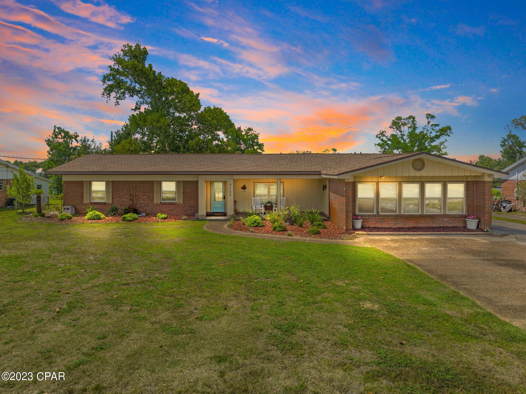 7103 Yellow Bluff Road