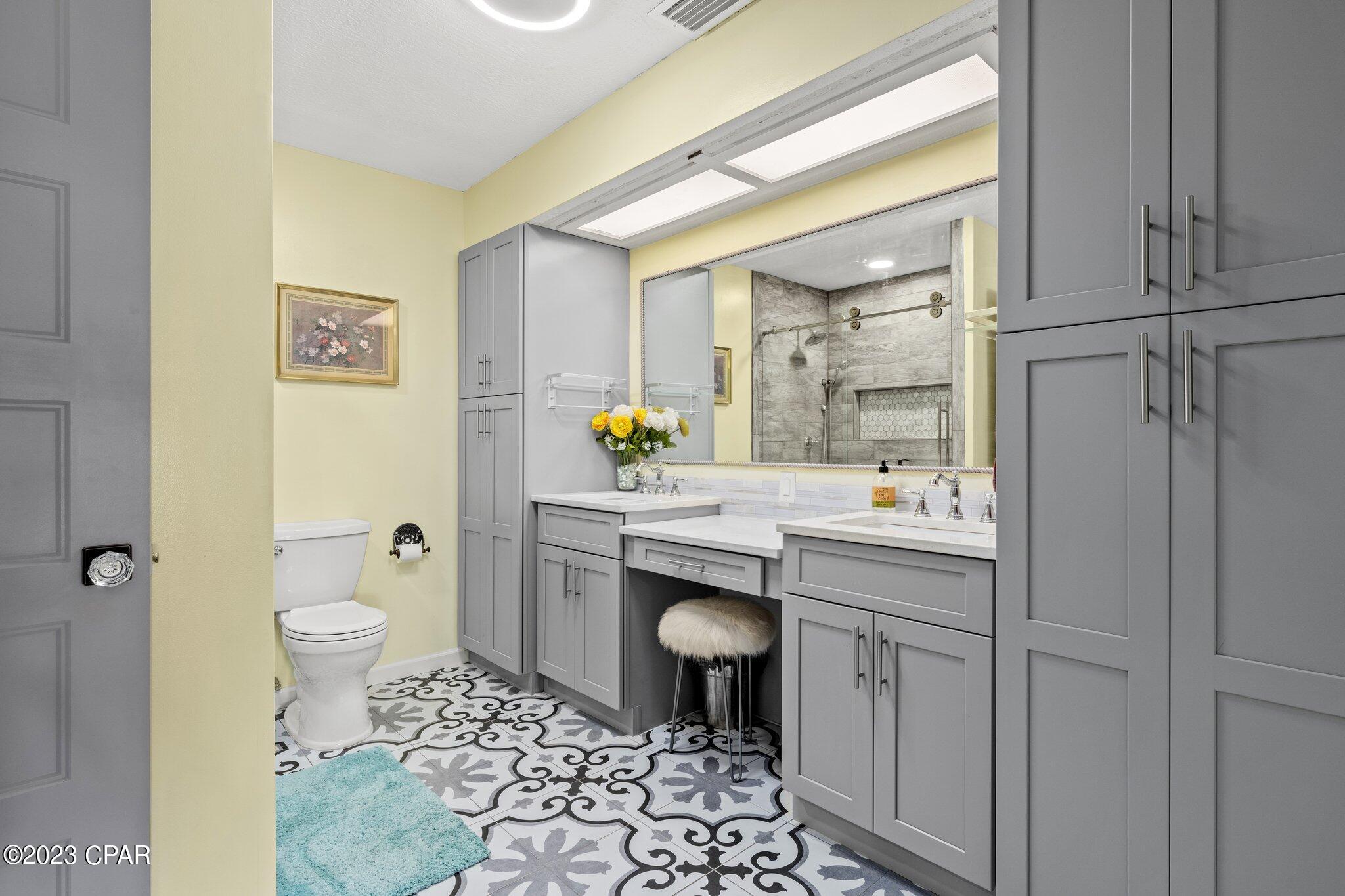 7103 Yellow Bluff Road