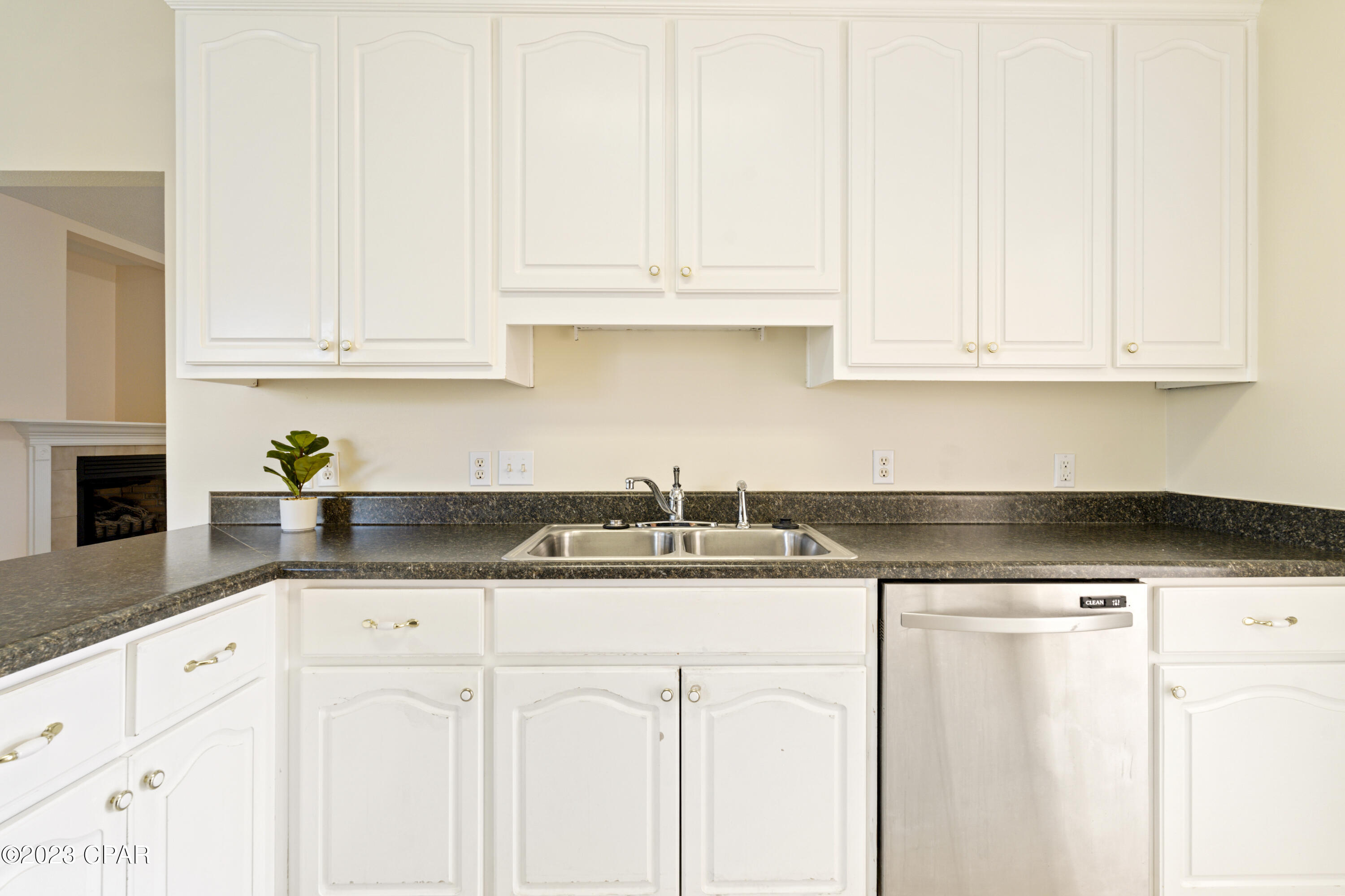 2210 Camryn's Crossing