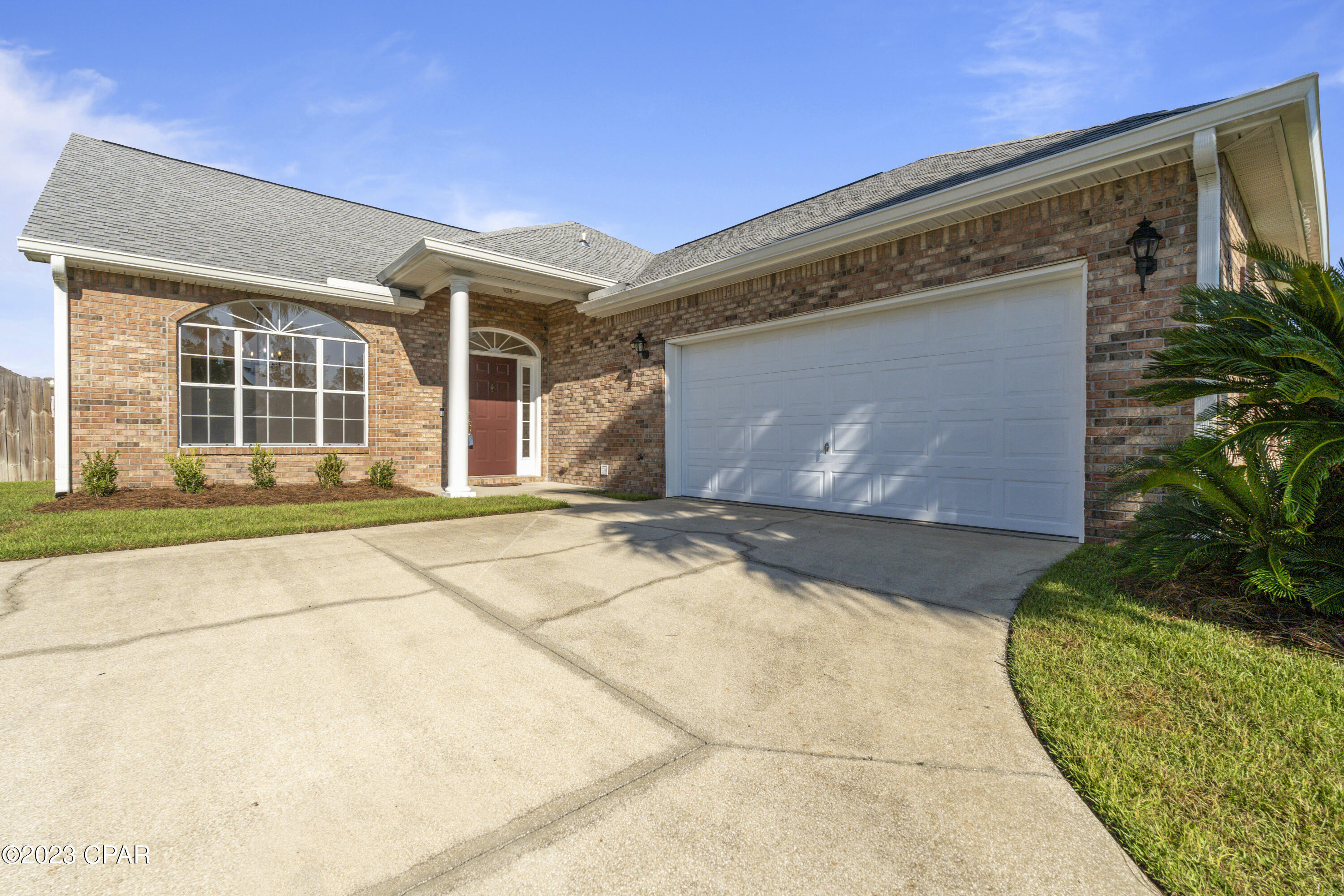 2210 Camryn's Crossing