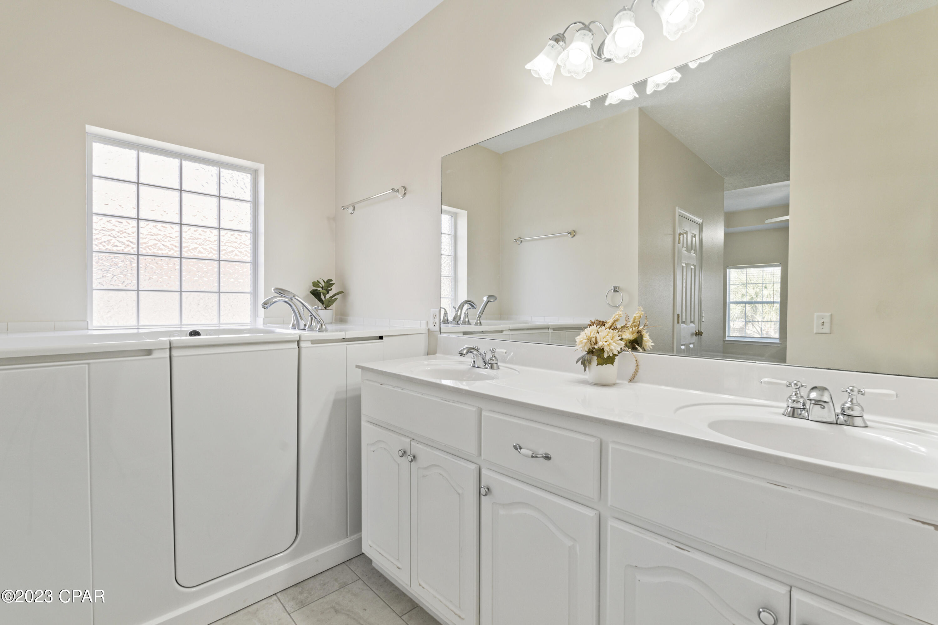 2210 Camryn's Crossing