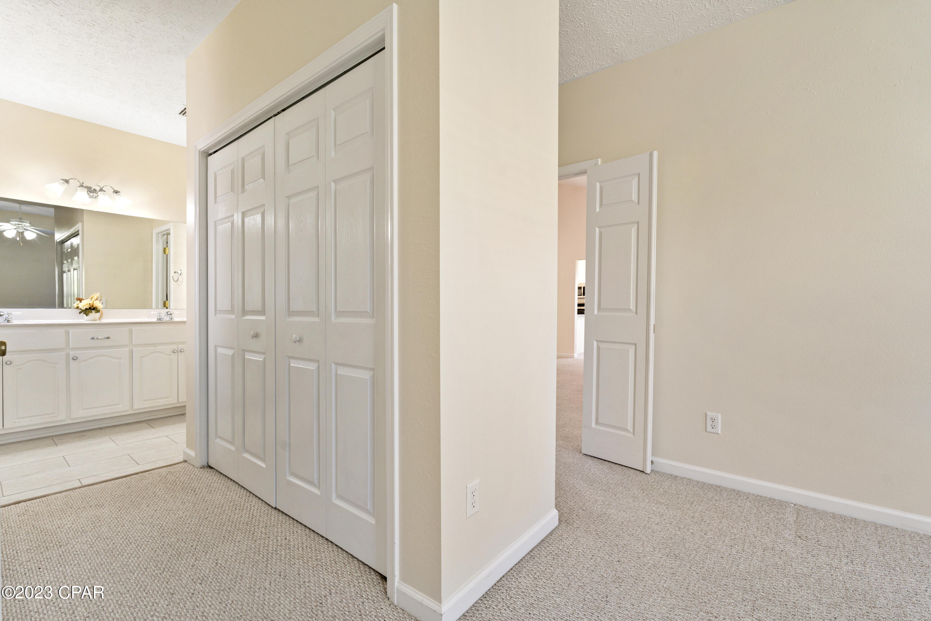 2210 Camryn's Crossing