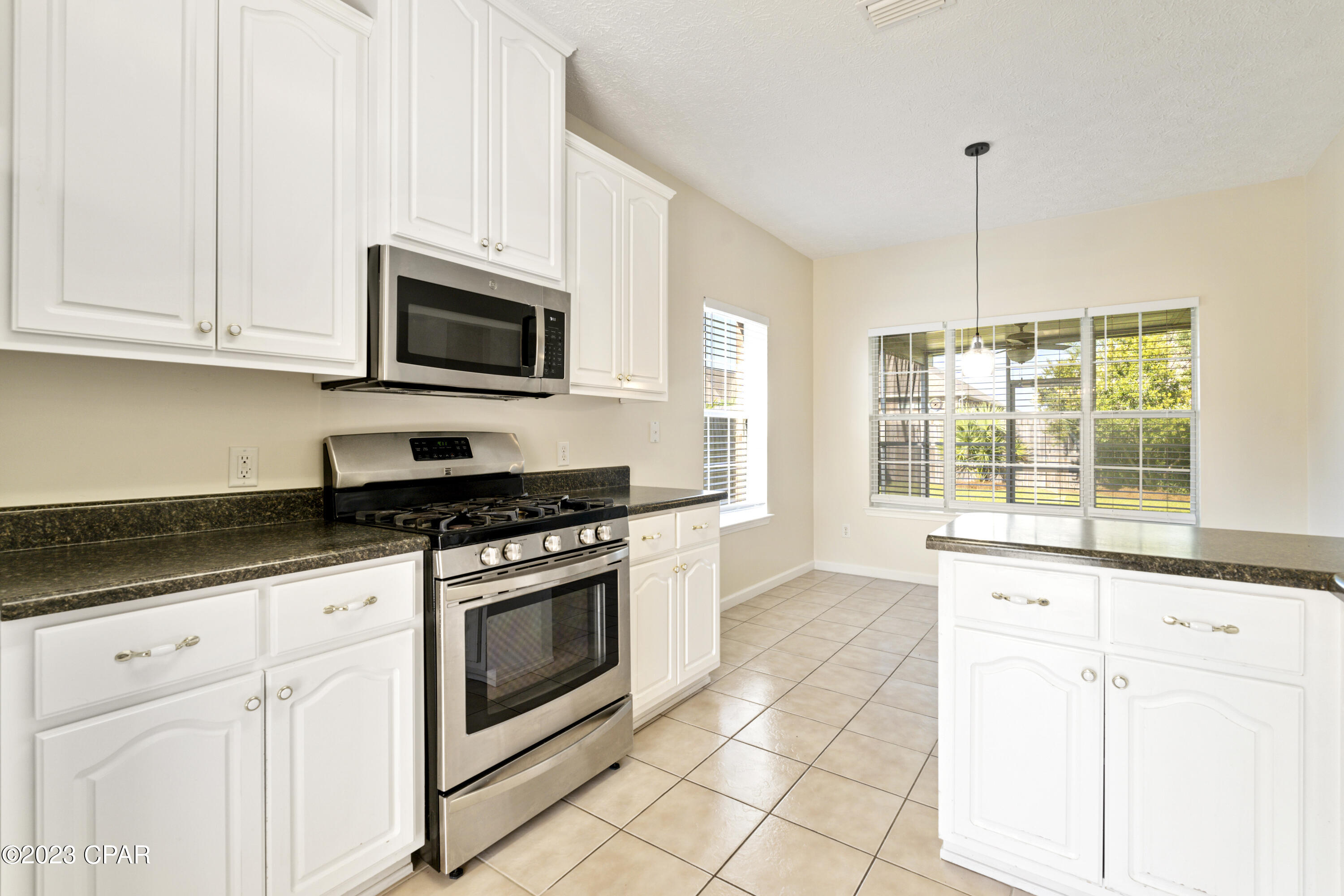 2210 Camryn's Crossing