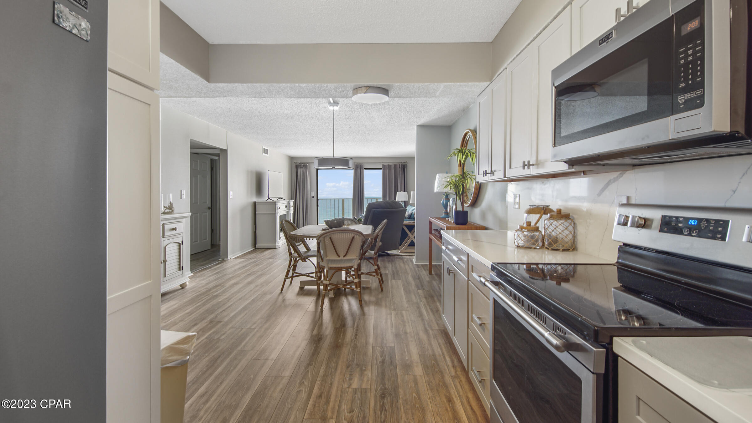 5801 Thomas Drive 805