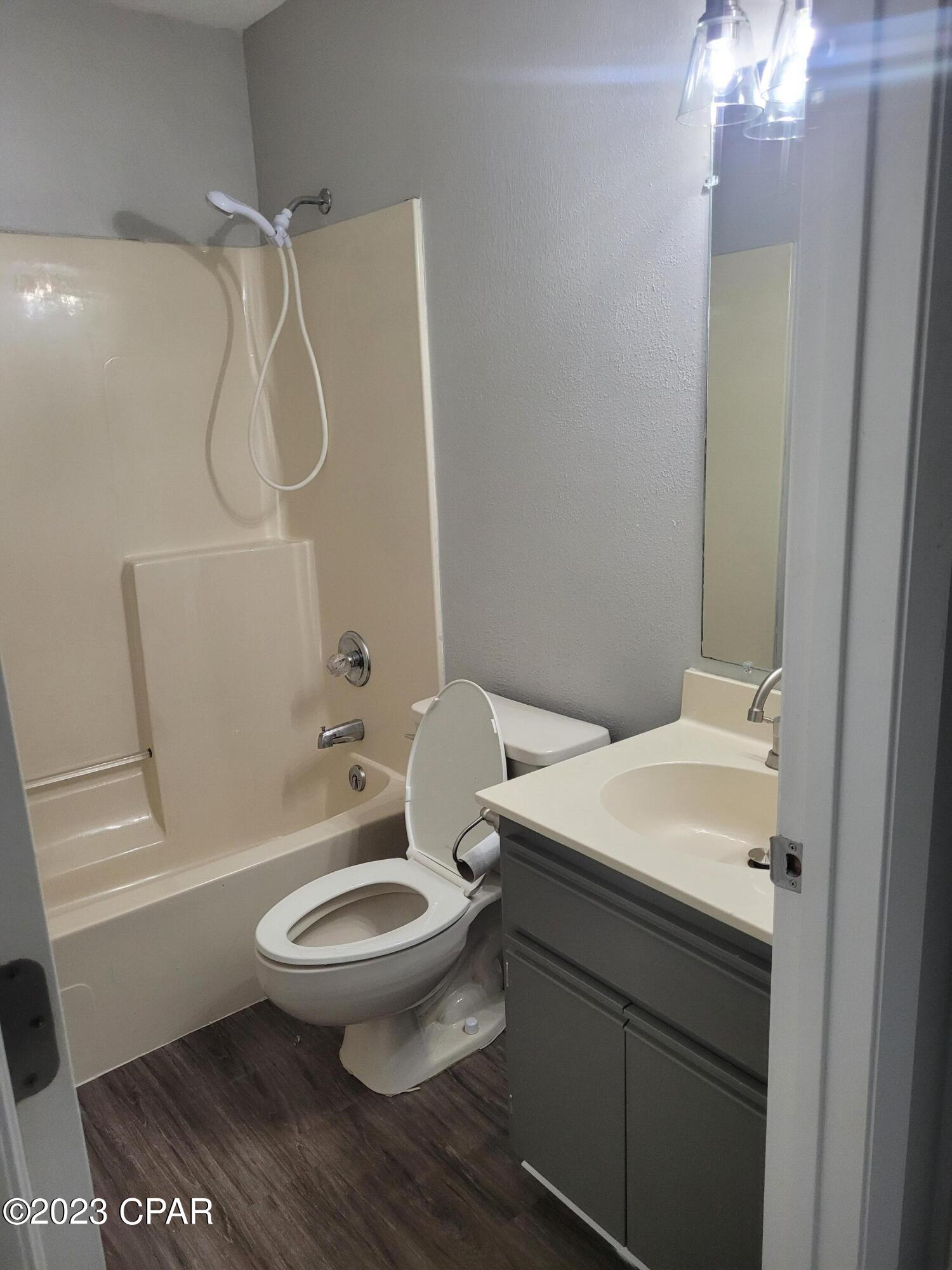 4083 Woodridge Place