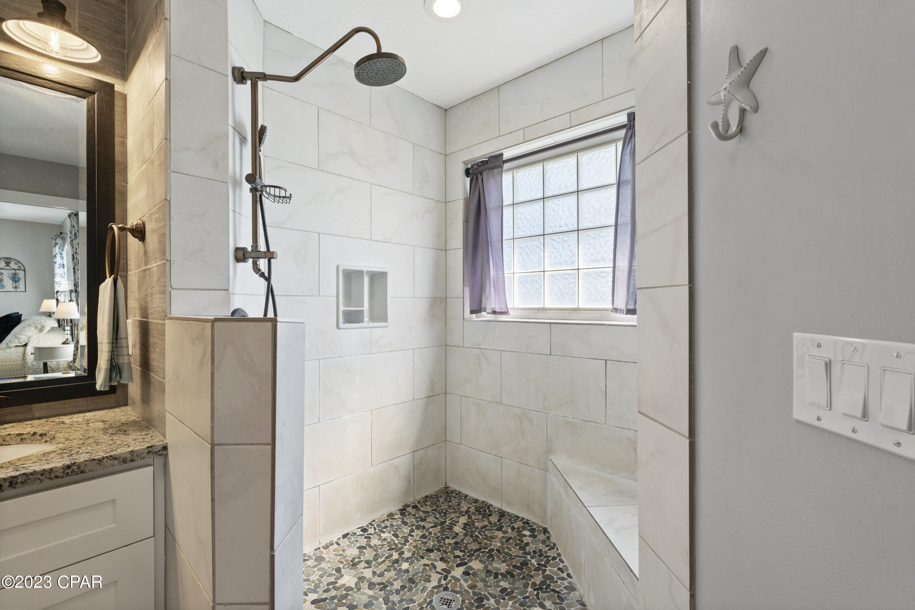 3527 Rosewood Circle