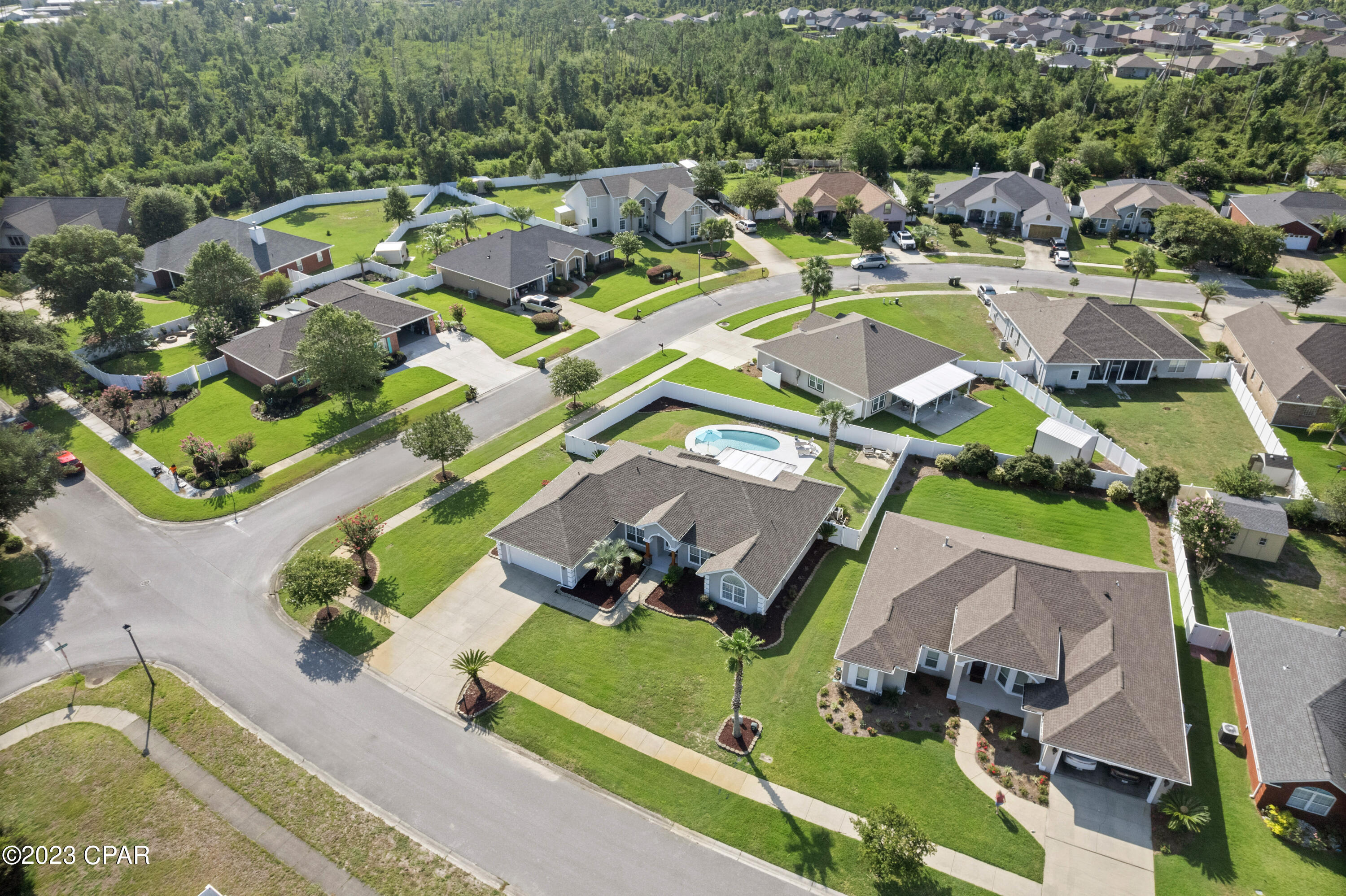 3527 Rosewood Circle