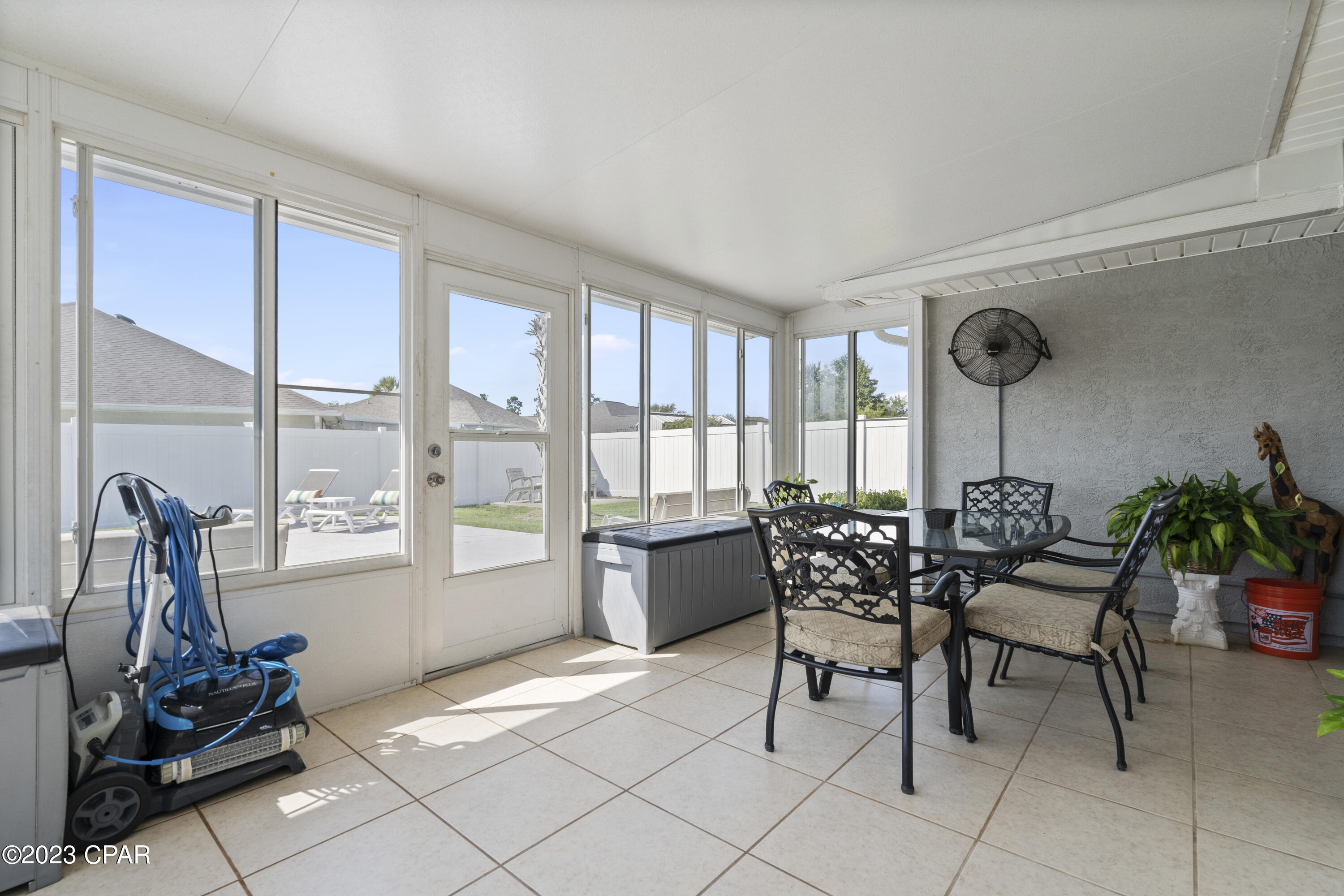 3527 Rosewood Circle