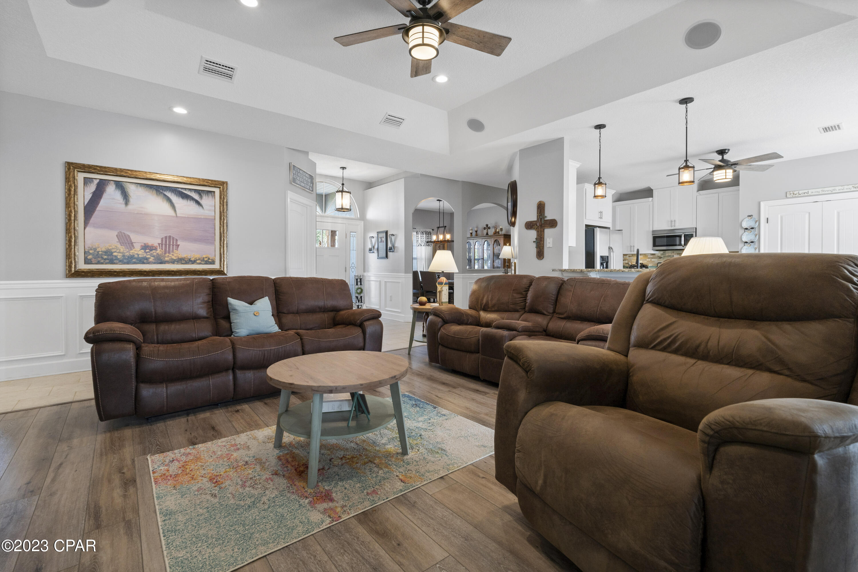 3527 Rosewood Circle