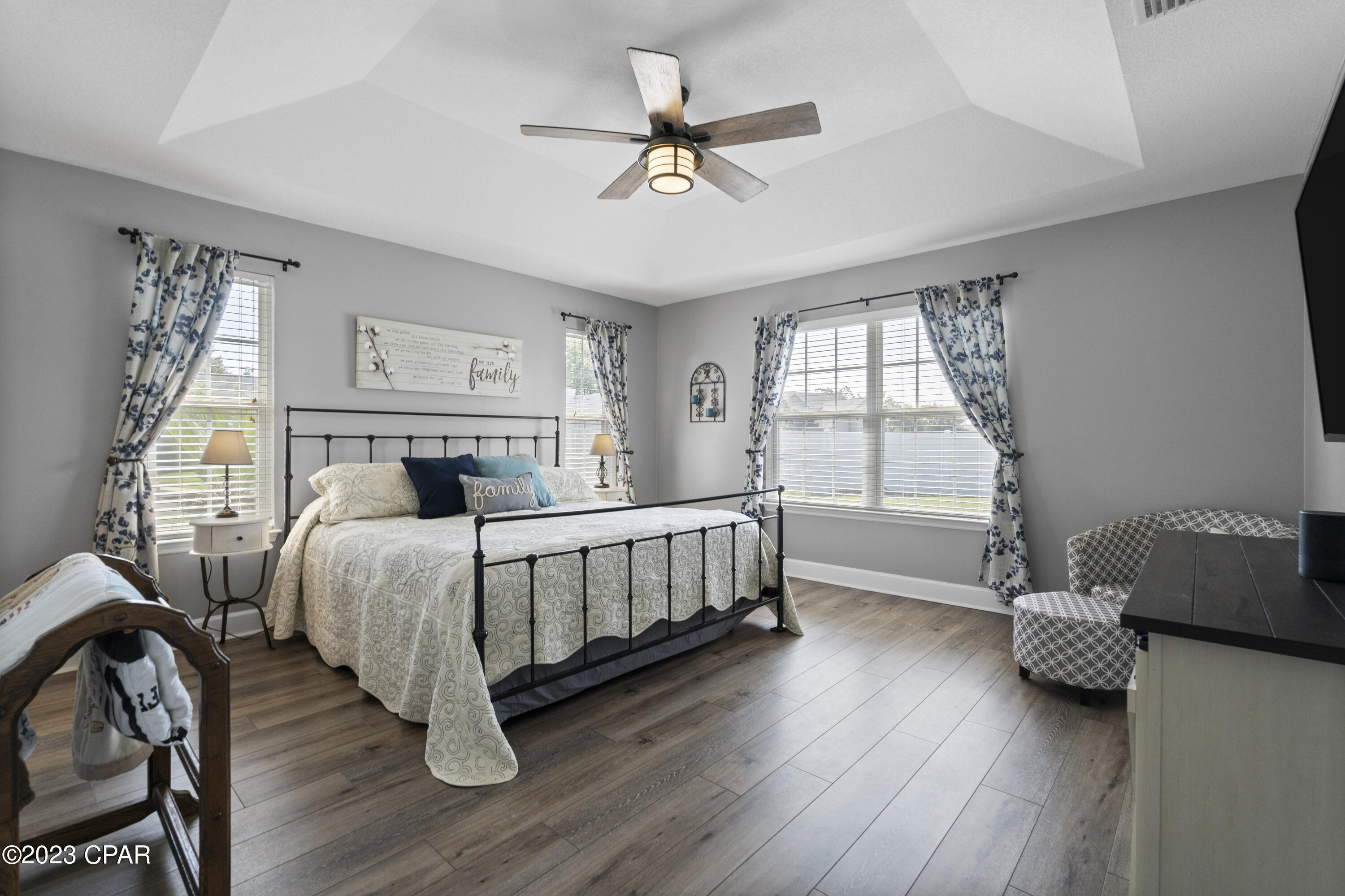 3527 Rosewood Circle