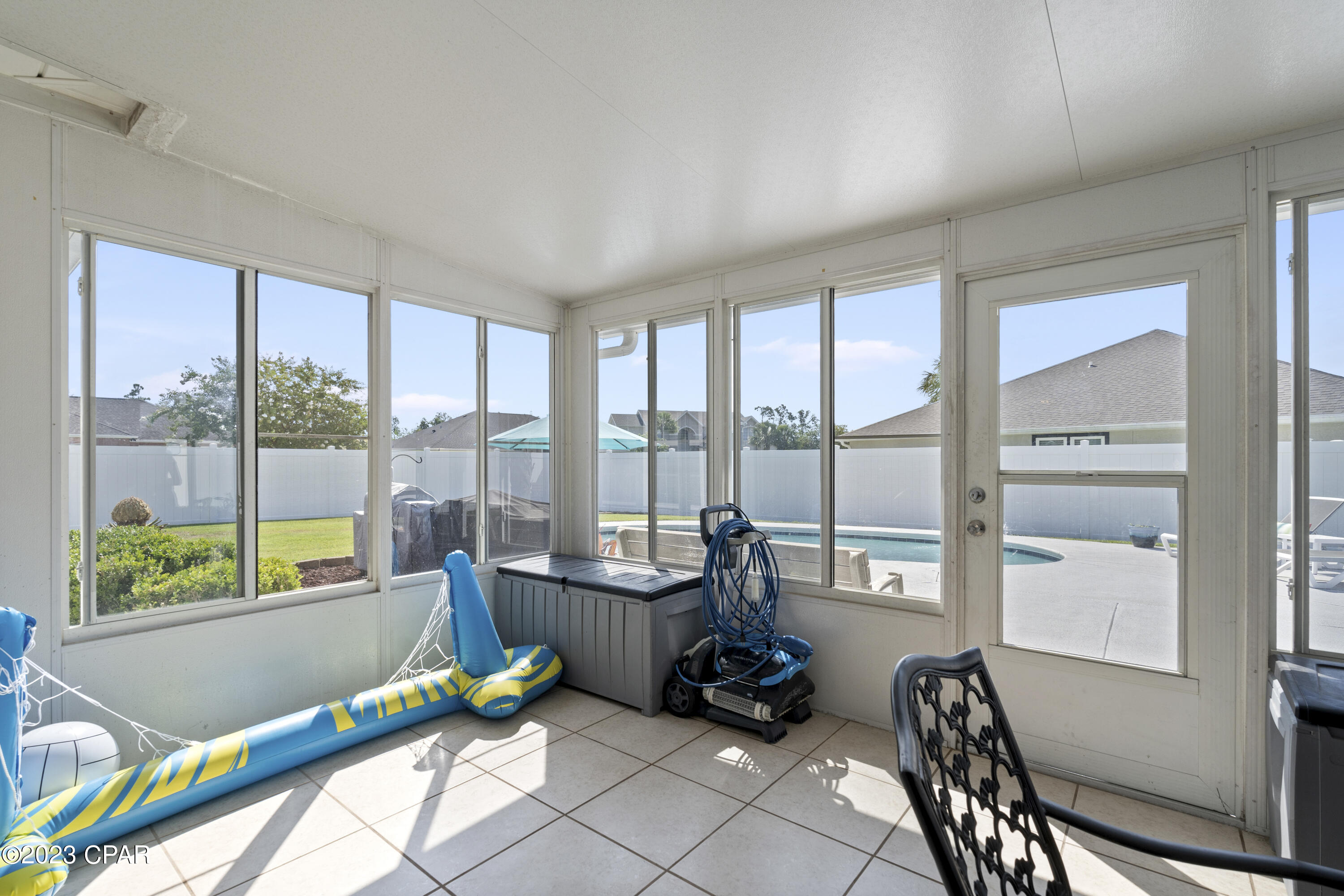 3527 Rosewood Circle