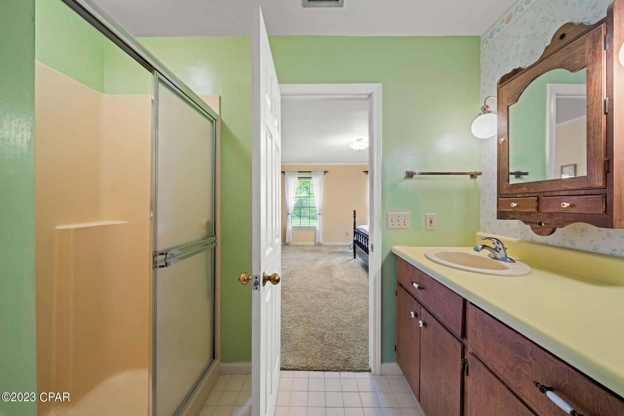 153 Candlewick Circle