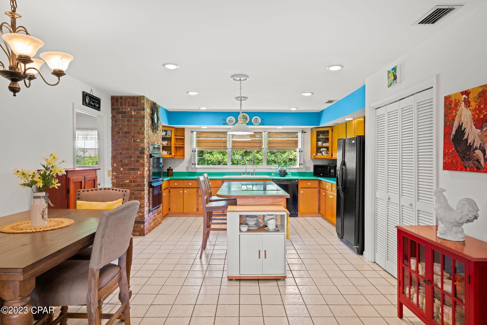 153 Candlewick Circle