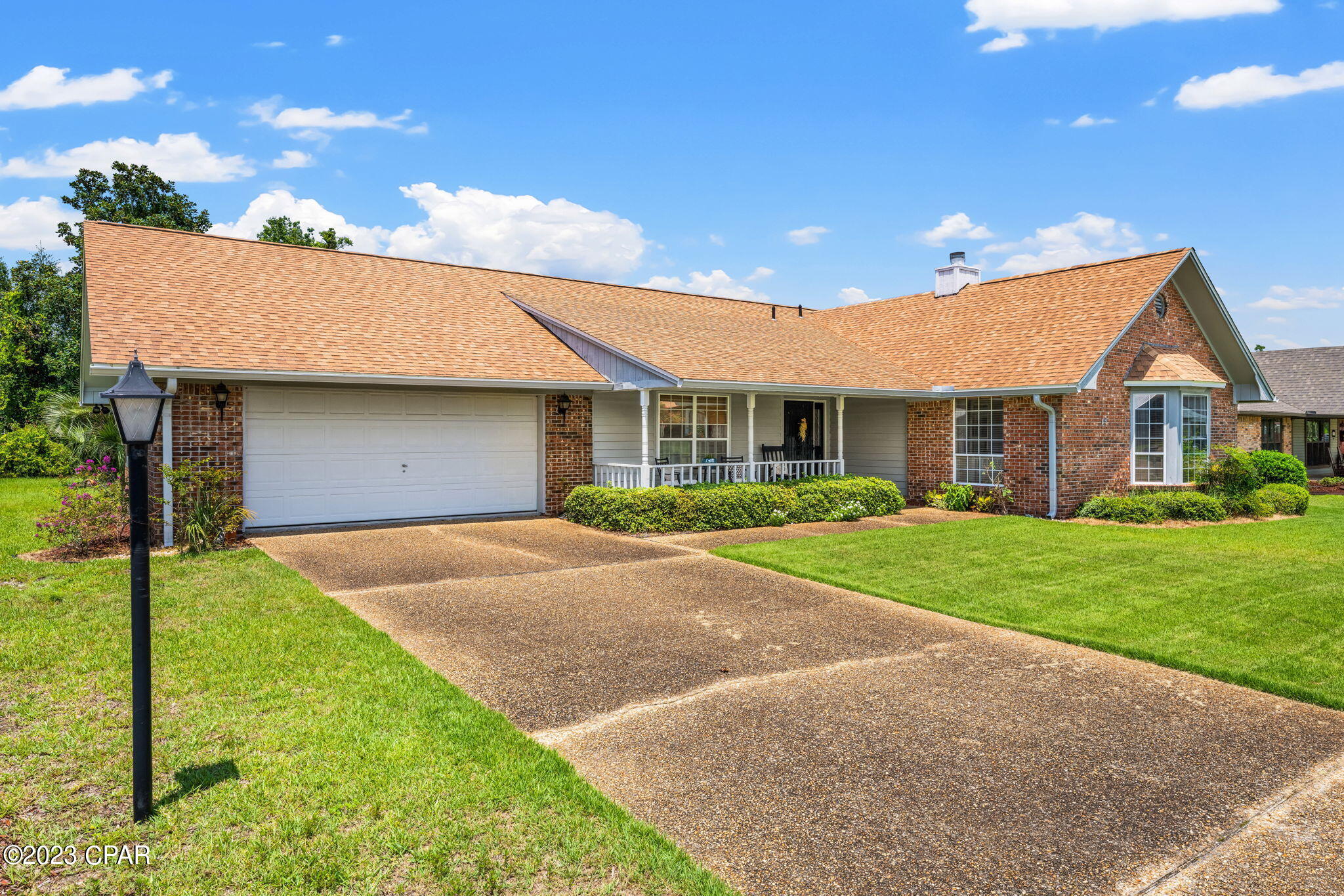 153 Candlewick Circle