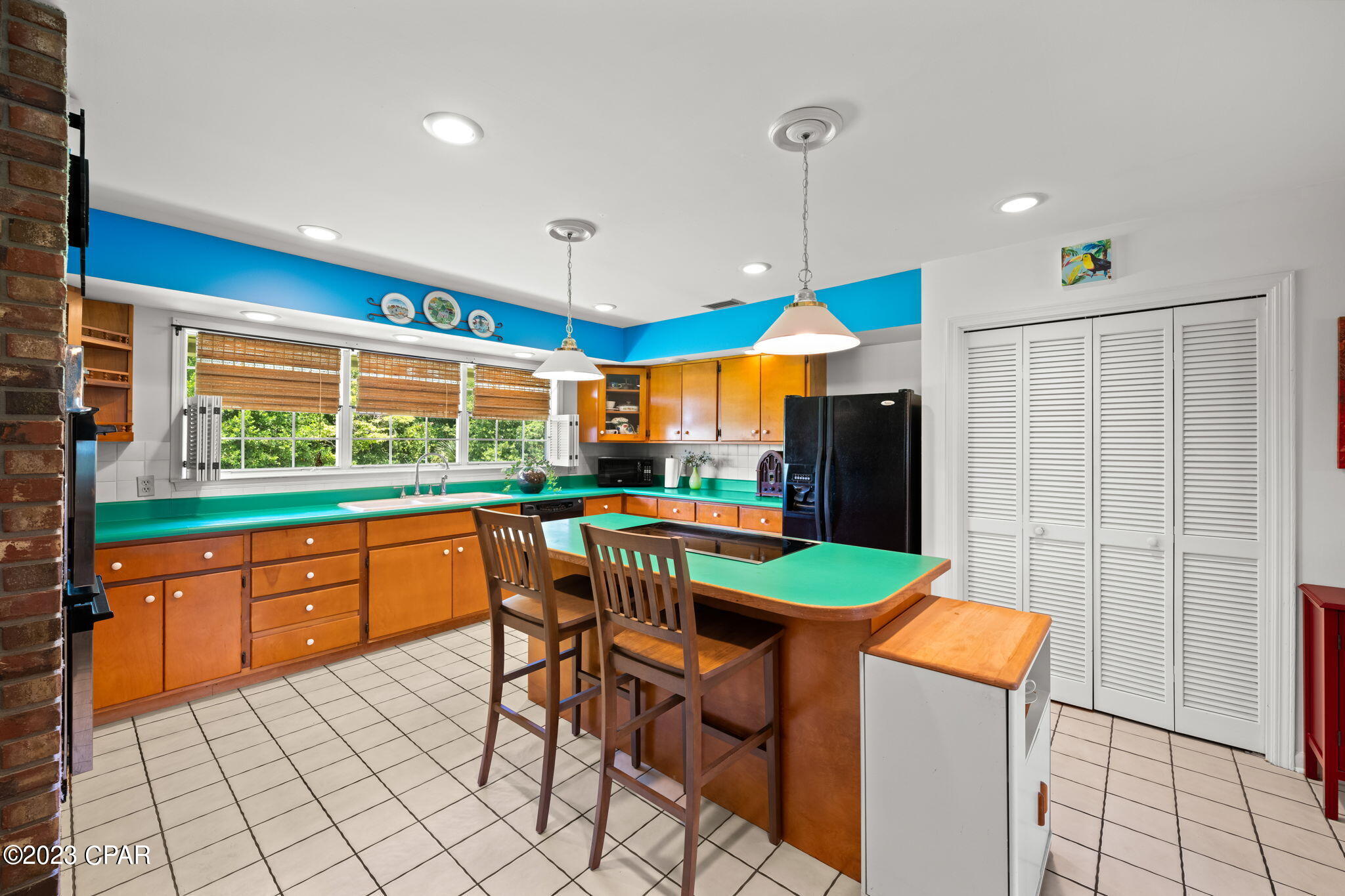 153 Candlewick Circle