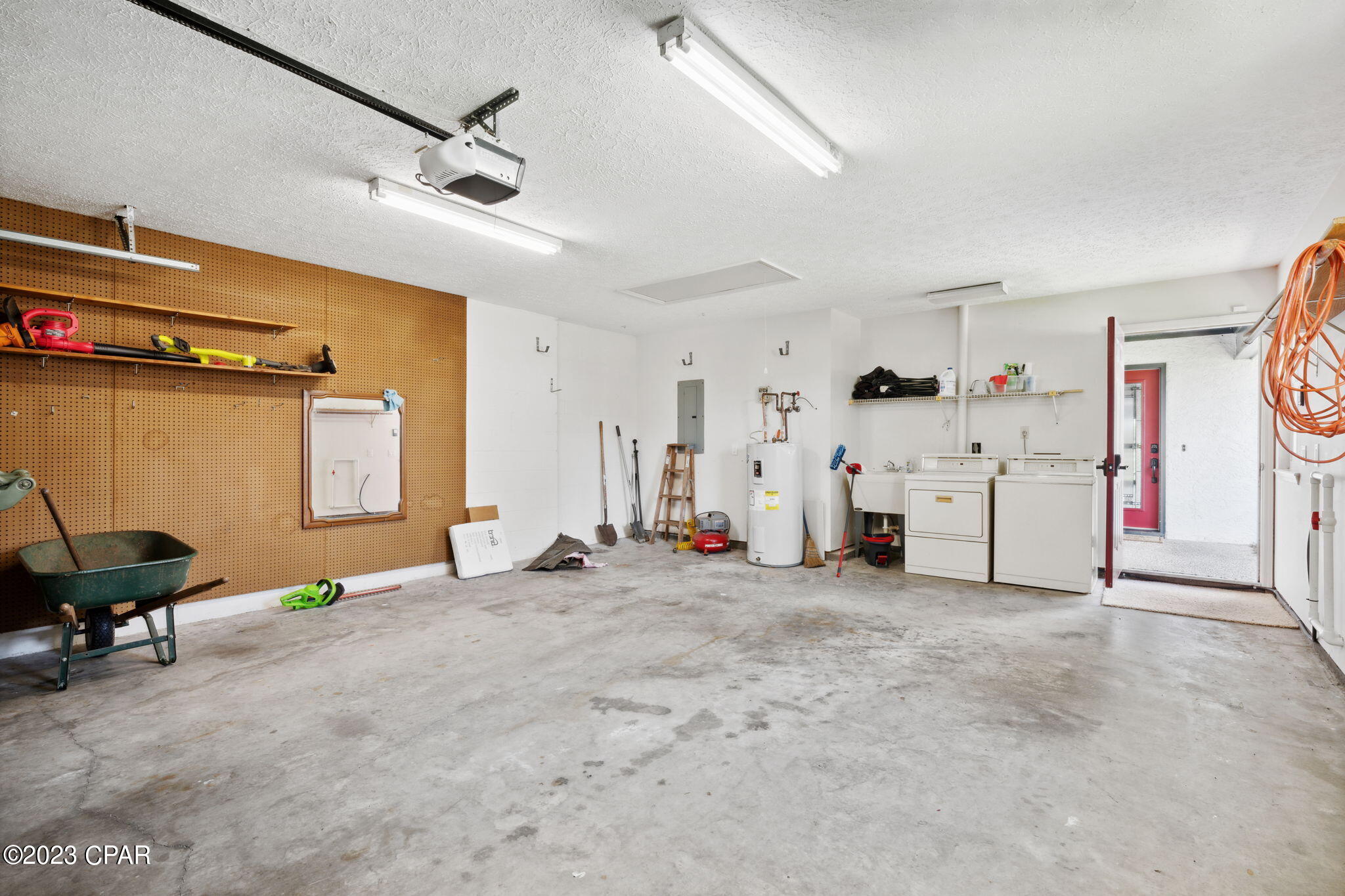 2701 Country Club Drive