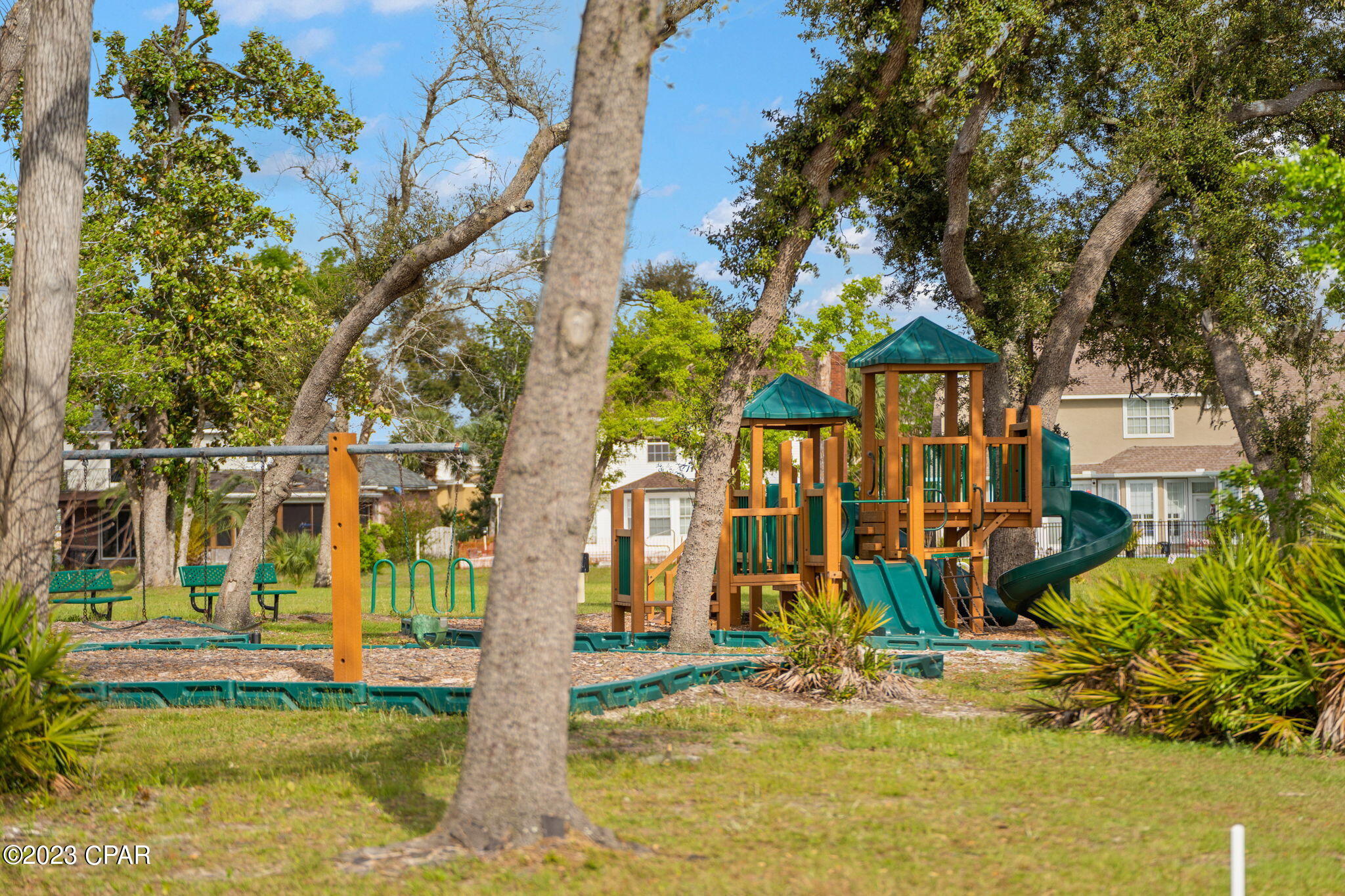 2701 Country Club Drive