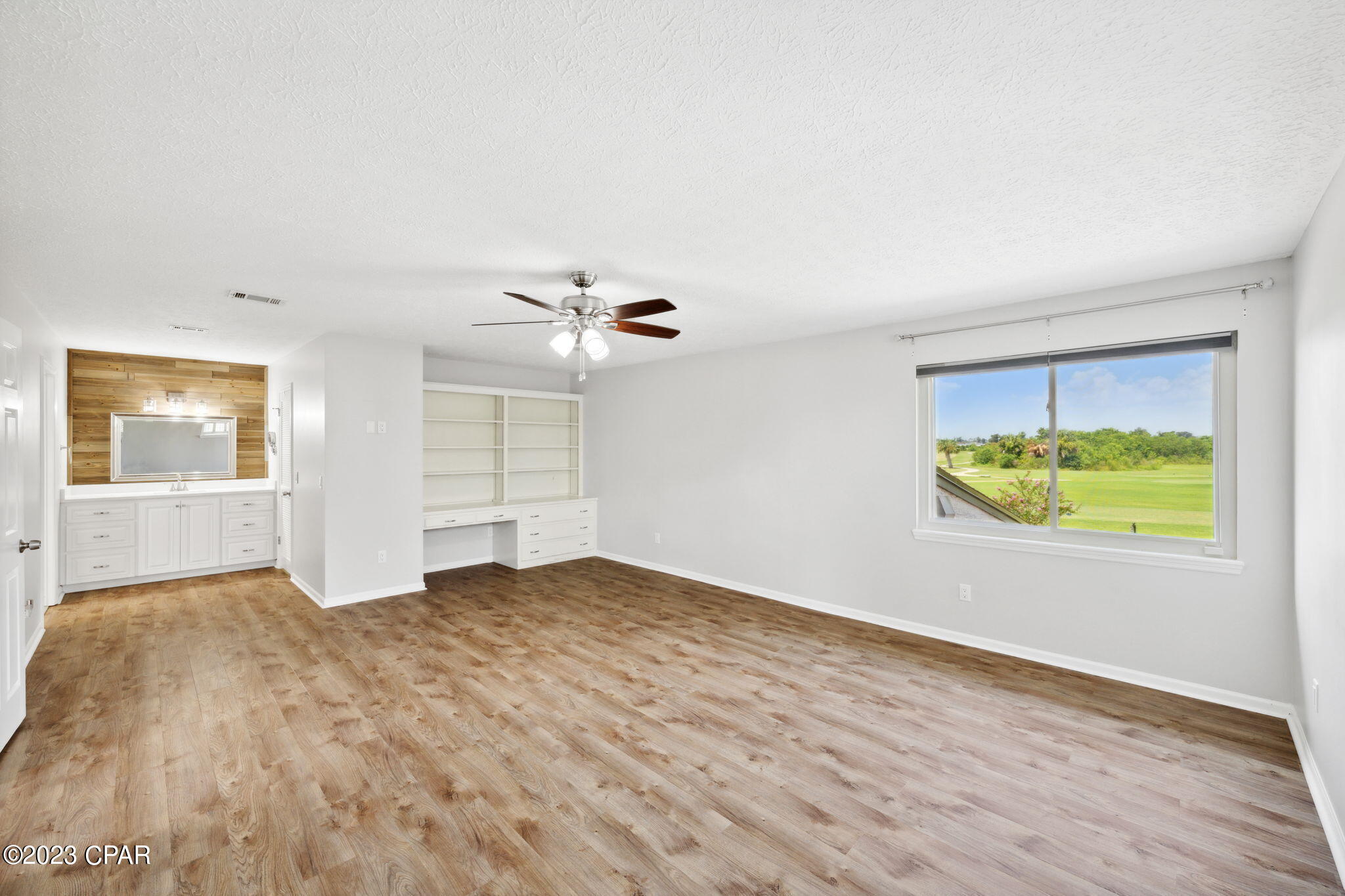 2701 Country Club Drive