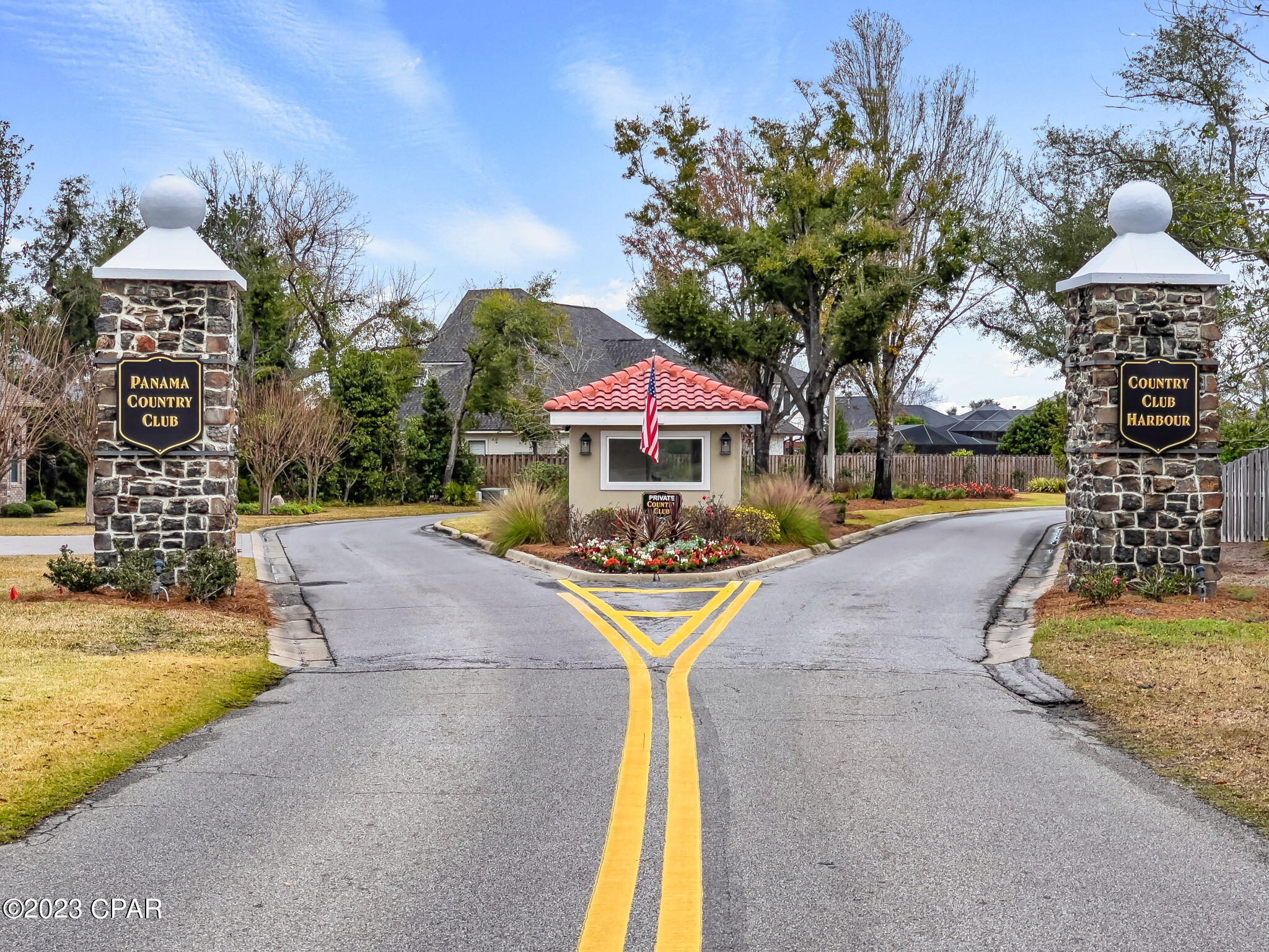 2701 Country Club Drive