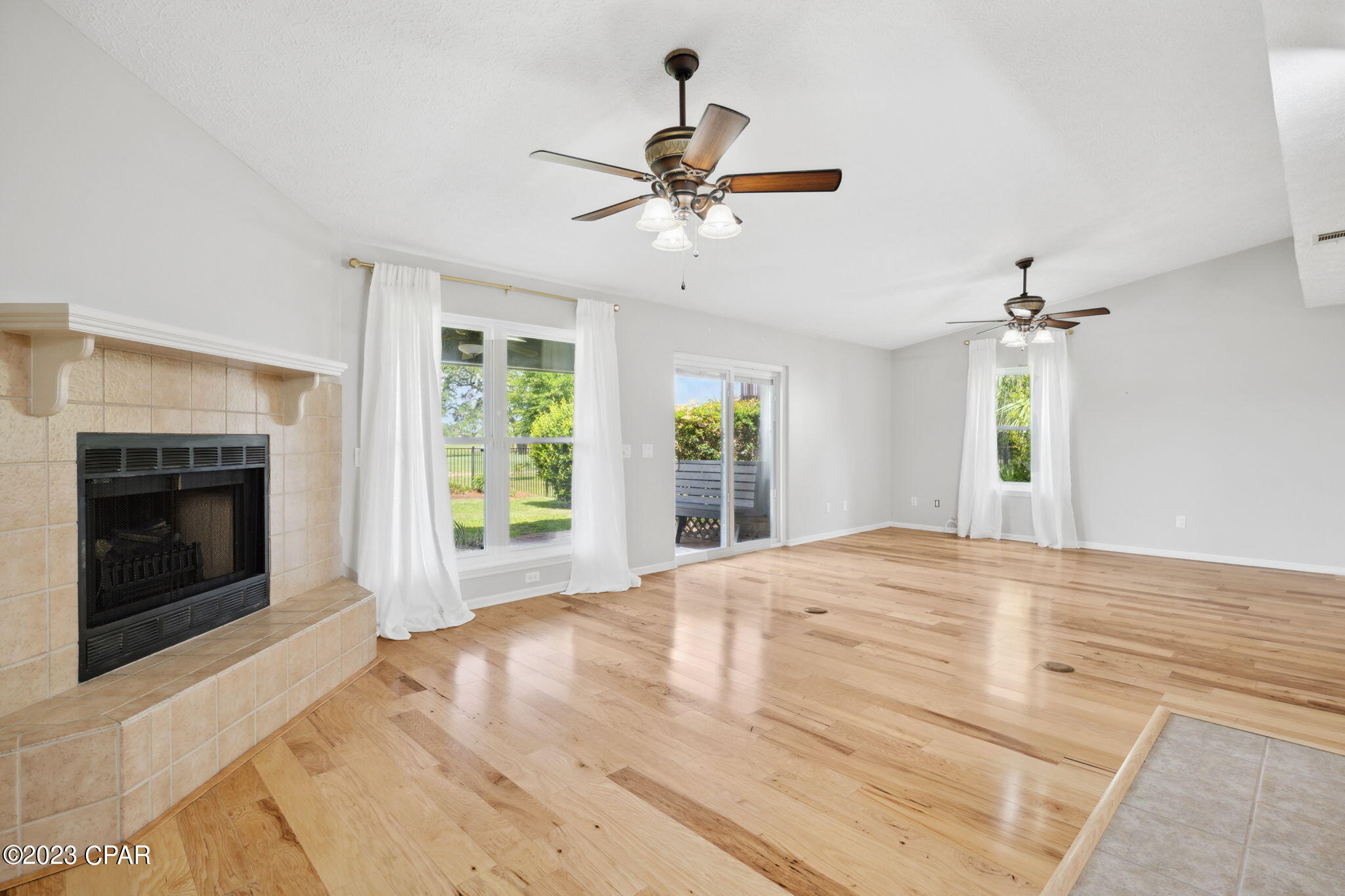 2701 Country Club Drive