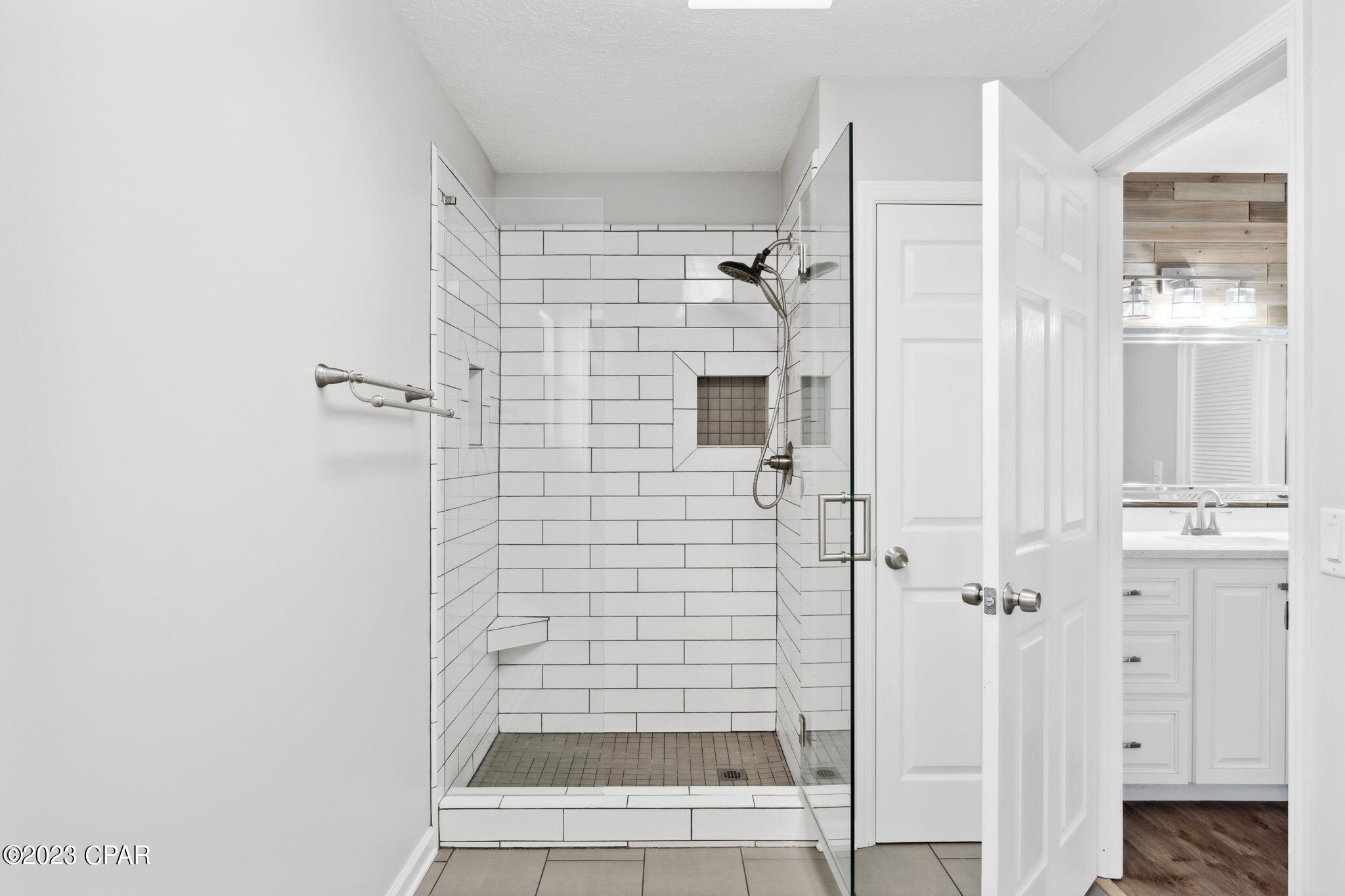 2701 Country Club Drive