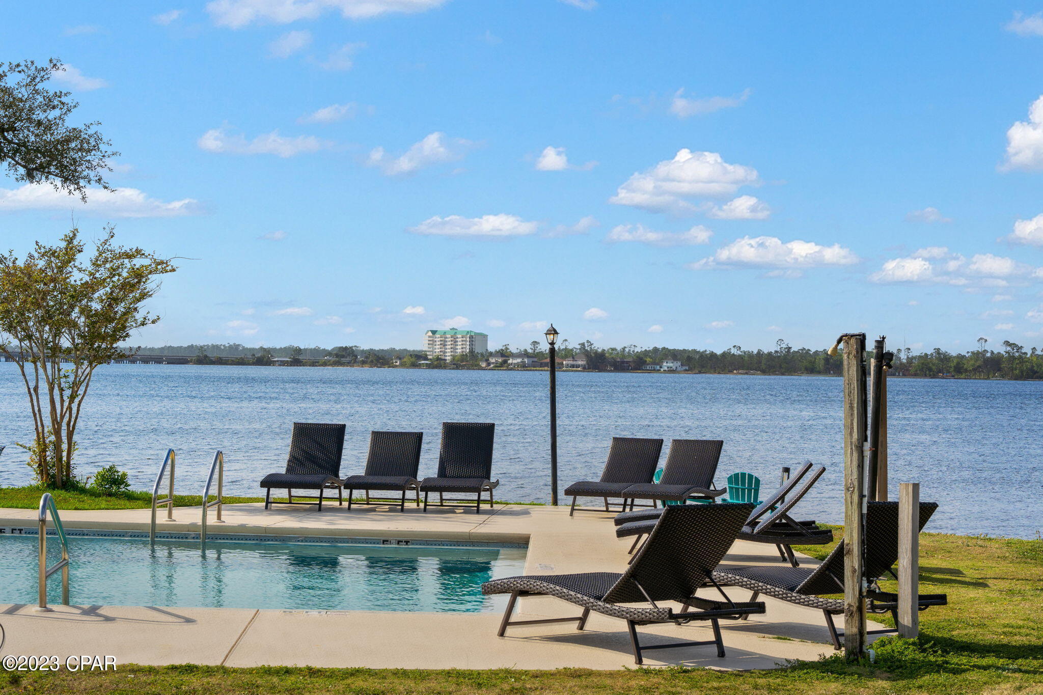 2701 Country Club Drive