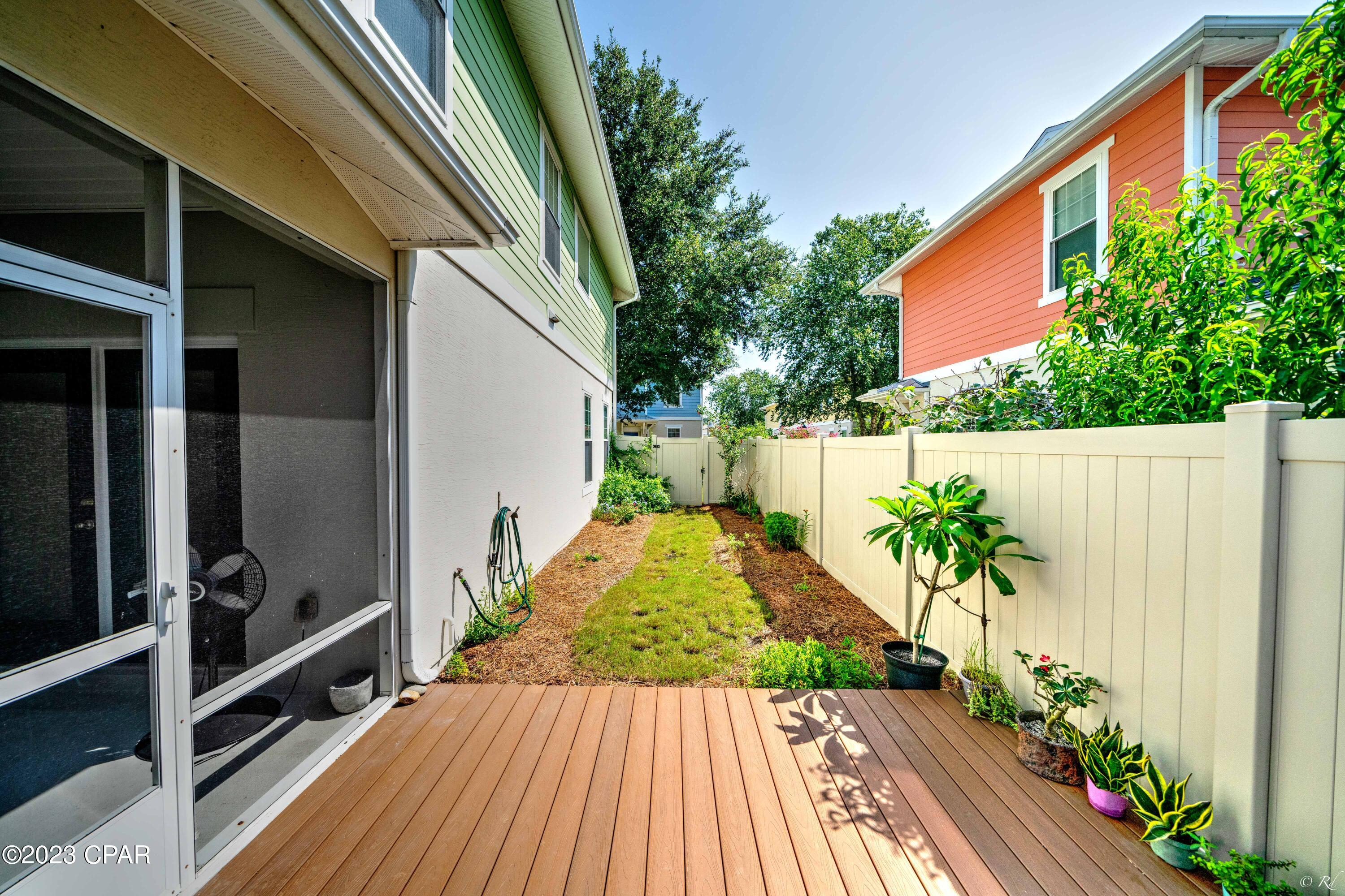 114 Sand Oak Boulevard